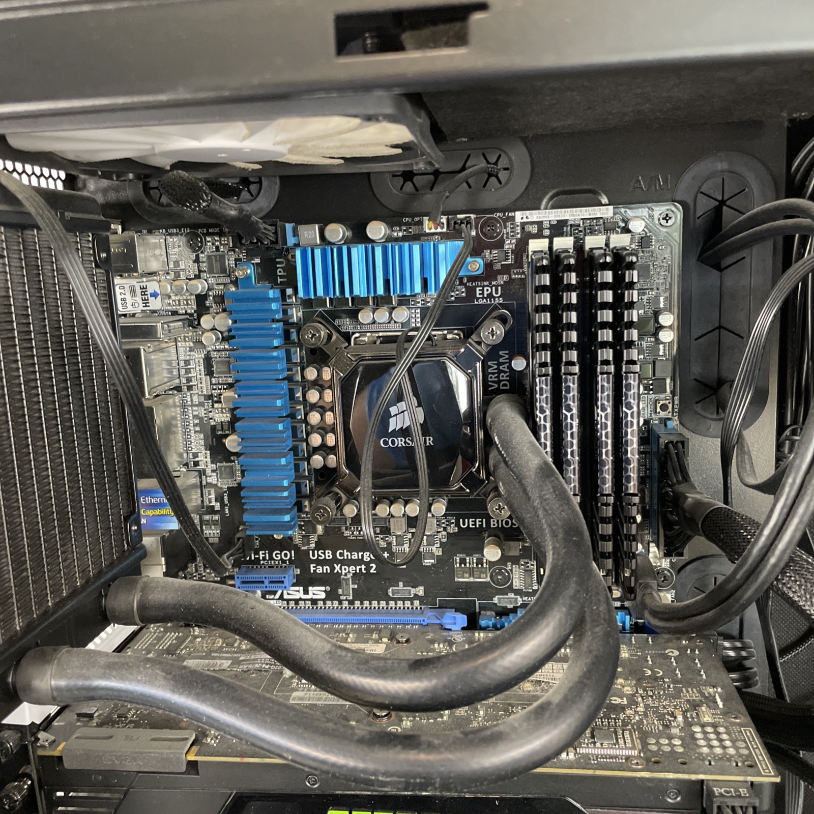 Fractal Design Define R4 | Asus P8Z77-V Pro | i5-3570K 3.40GHz | 16GB RAM NO OS