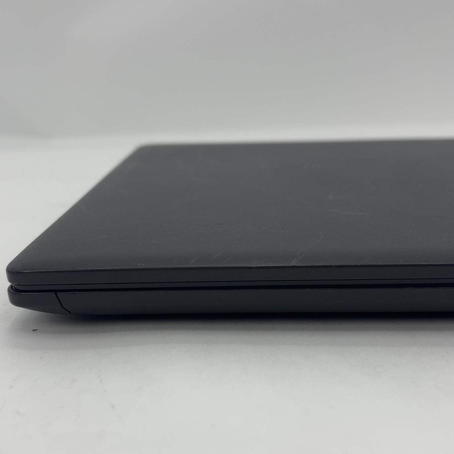 Broken Dell Latitude 3510 15.6″ i7-10510U 1.8GHz 8GB RAM 256GB SSD Read