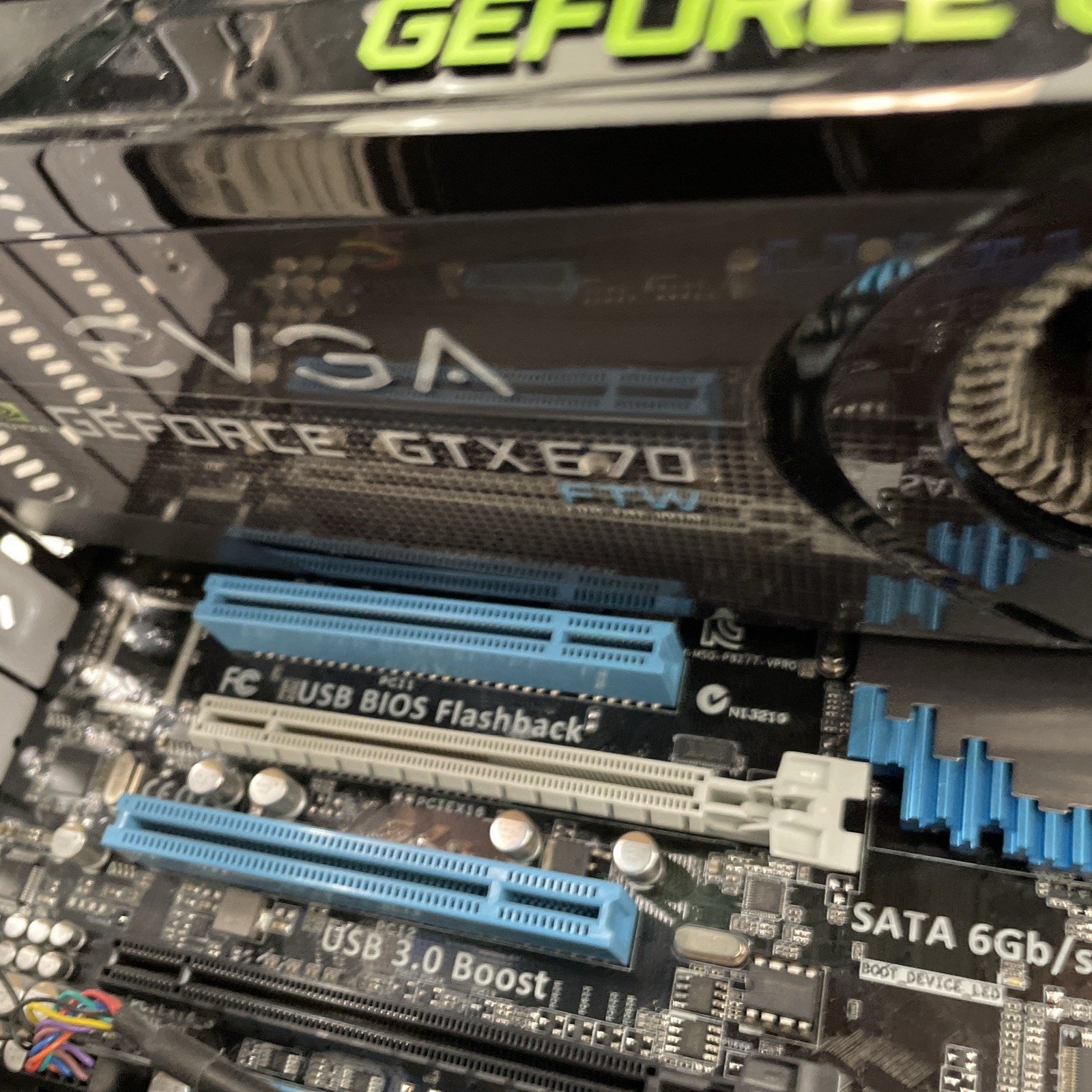 Fractal Design Define R4 | Asus P8Z77-V Pro | i5-3570K 3.40GHz | 16GB RAM NO OS