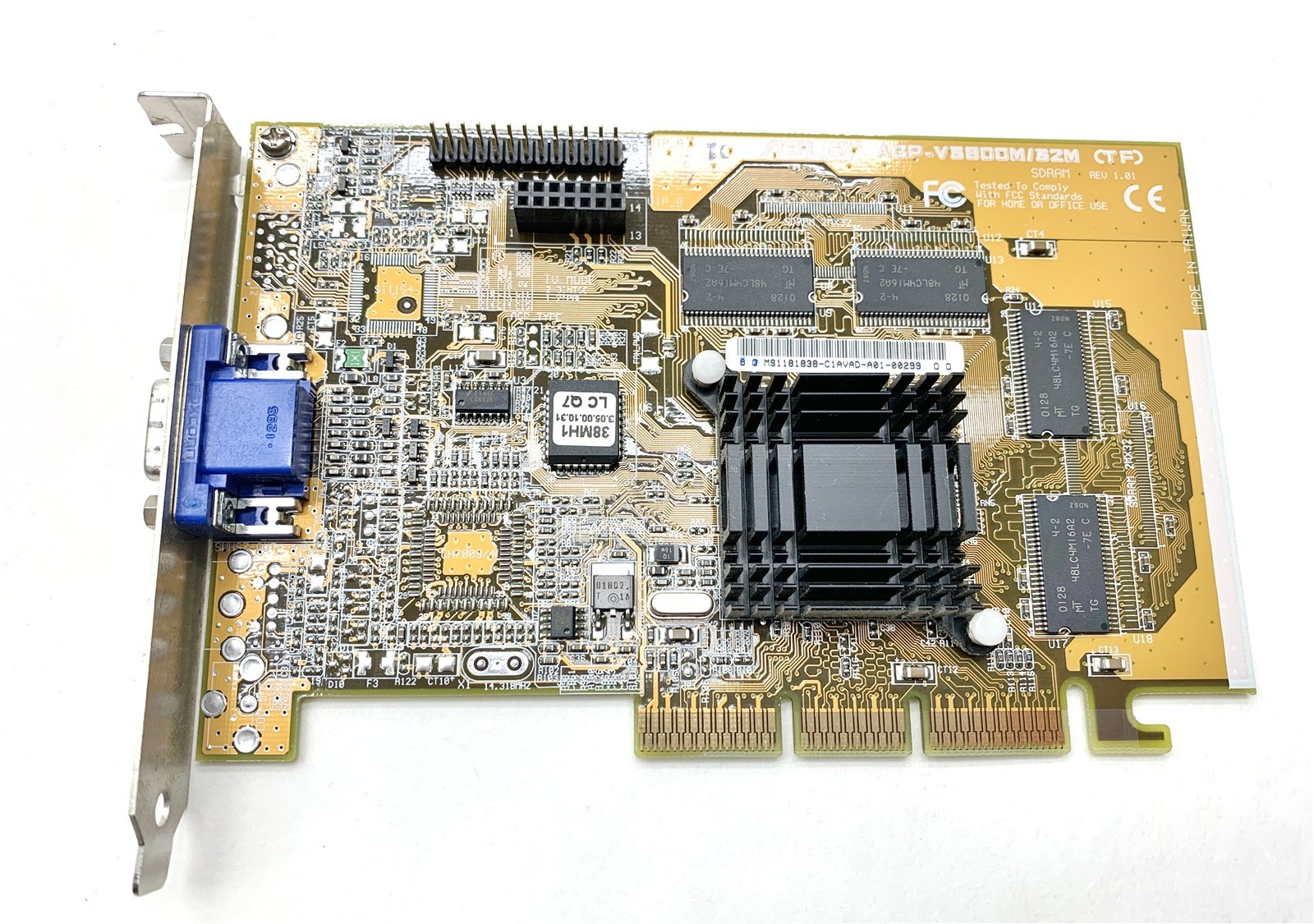 HP Pavilion 7955 Intel Pentium 4 1.5GHz 512MB NO/HDD Vintage PC V3800M Riva TNT2