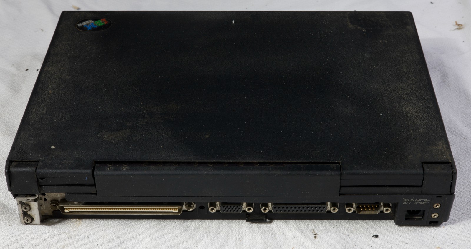 Vintage IBM ThinkPad 750C 9545-308 486SL-33 4MB RAM parts or repair 0741-Canada