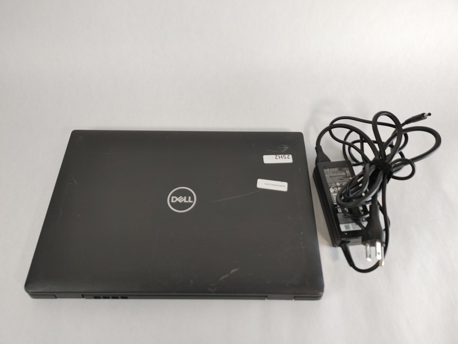 Dell Latitude 3420 Core i5-1135G7 2.40 GHz 8 GB DDR4 256 GB NVMe Windows 11 Pro