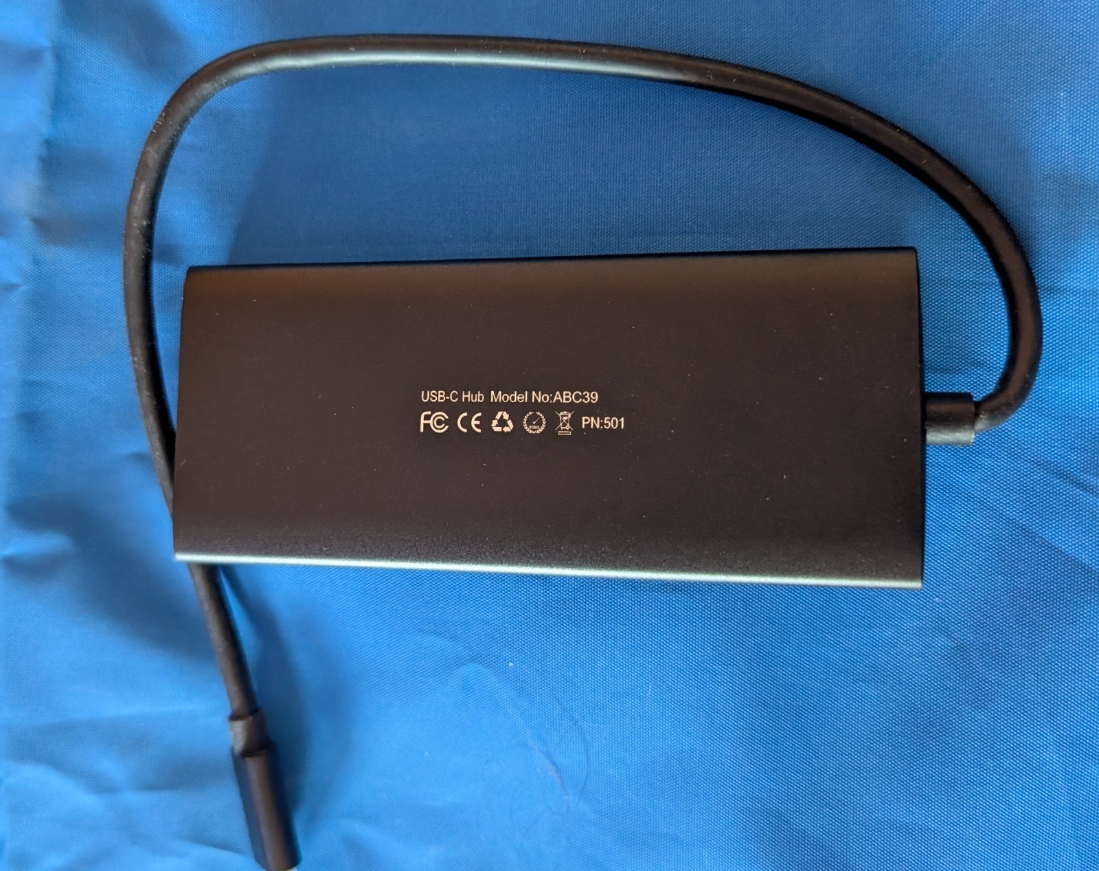 ABIWAZY Multi-Functional USB C Hub – 9 Ports USB 3.0, SD Reader & Audio Jack