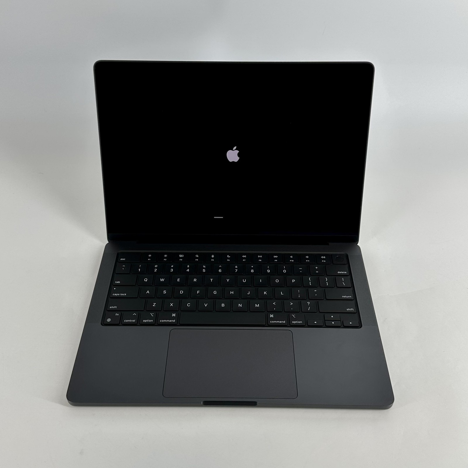 MacBook Pro 14 Space 2024 M4 10-Core CPU 10-Core GPU 16GB 512GB SSD Very Good