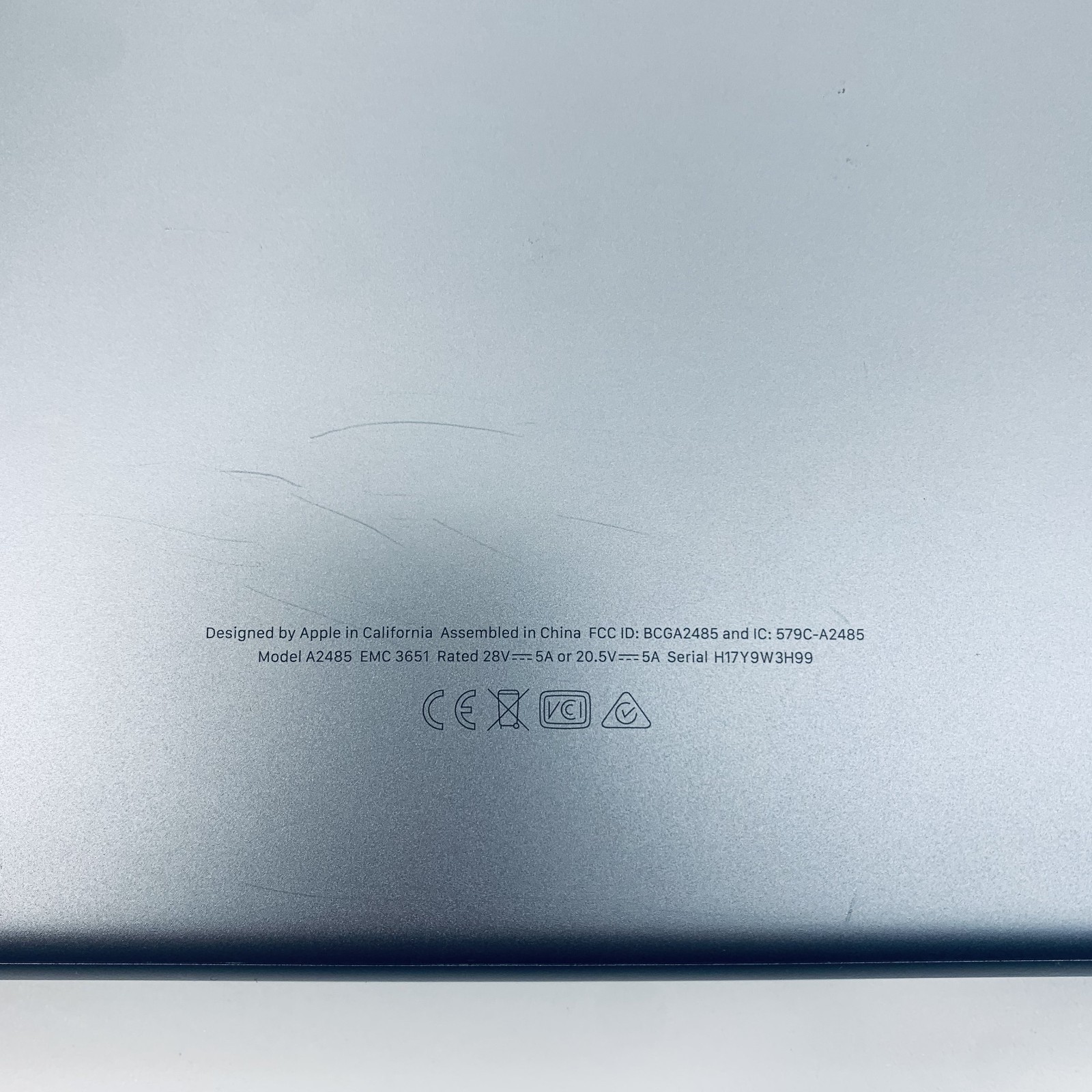 Apple MacBook Pro A2485 16″ M1 Pro 10-Core Chip 32GB RAM 512GB SSD*READ*