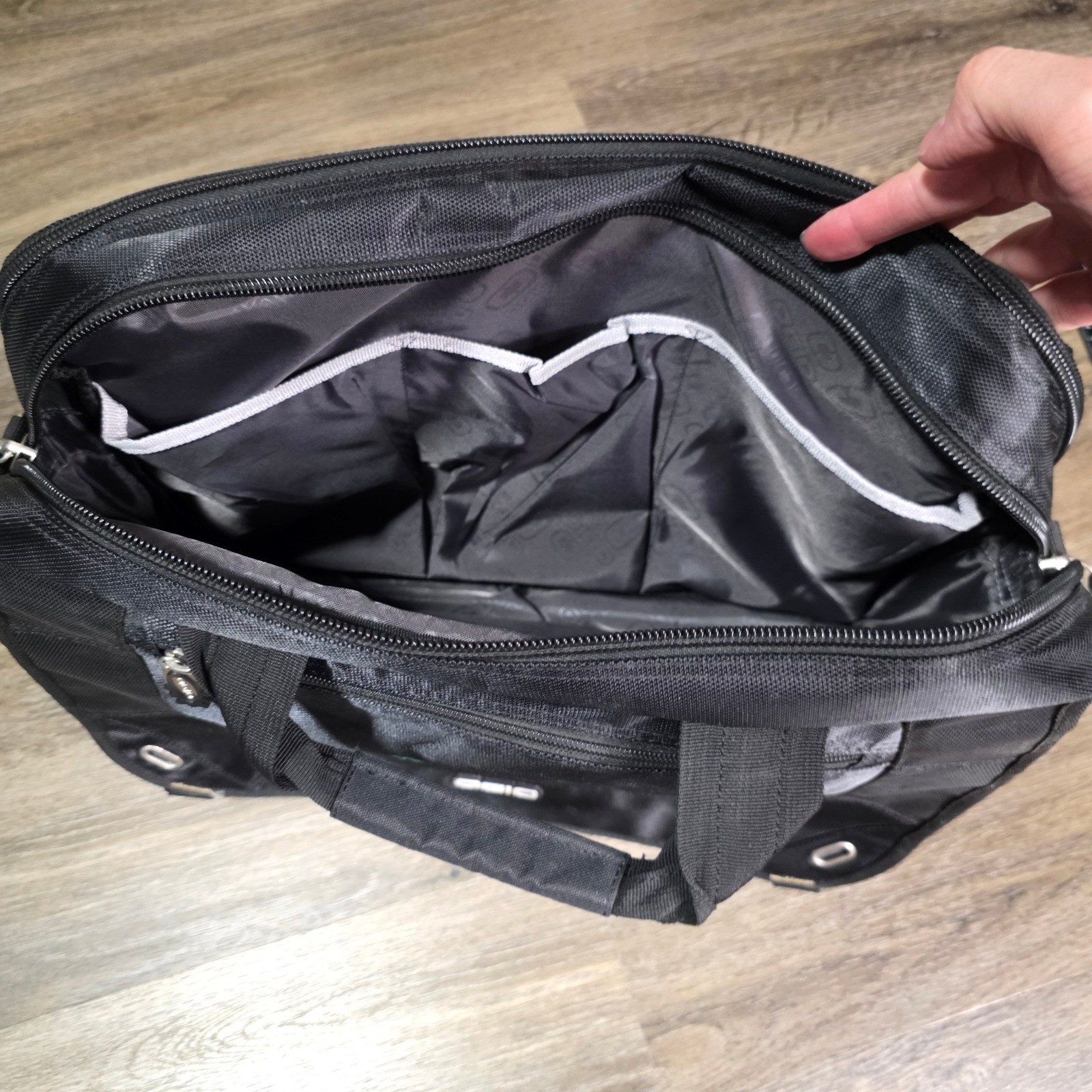OGIO Unisex OS Laptop Messenger Bag Black Sunovion Corporate Travel Briefcase