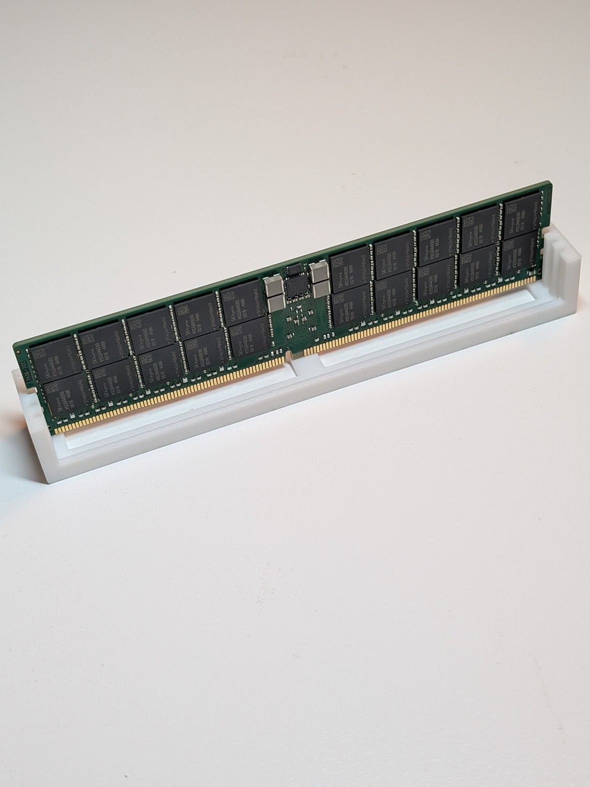 HPE 64GB DDR5 4800 RDIMM PC5-38400 Dual Rank 2Rx4 ECC Registered Server Memory