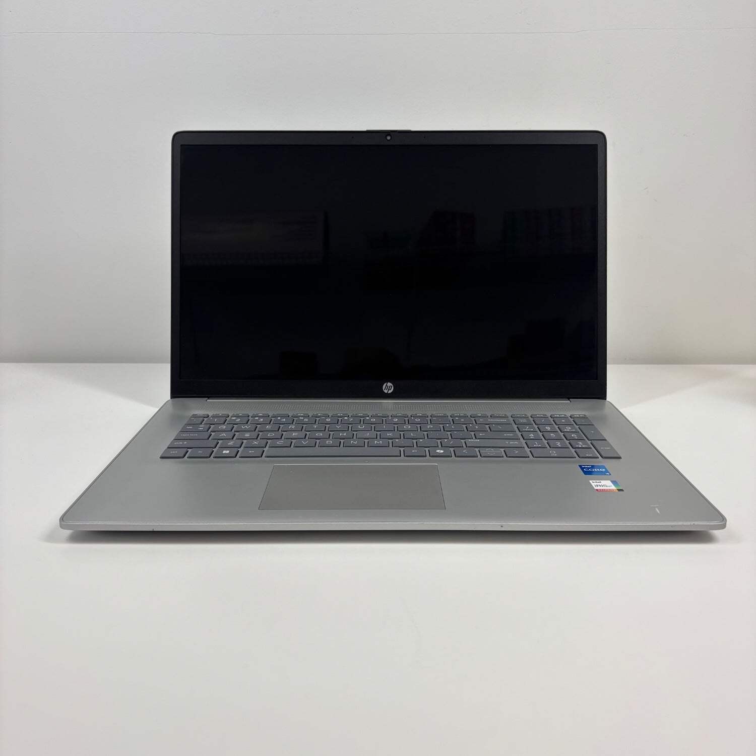 HP Laptop 17-CN3123NR 17.3″ i5-1335U 1.3GHz 16GB RAM 512GB SSD