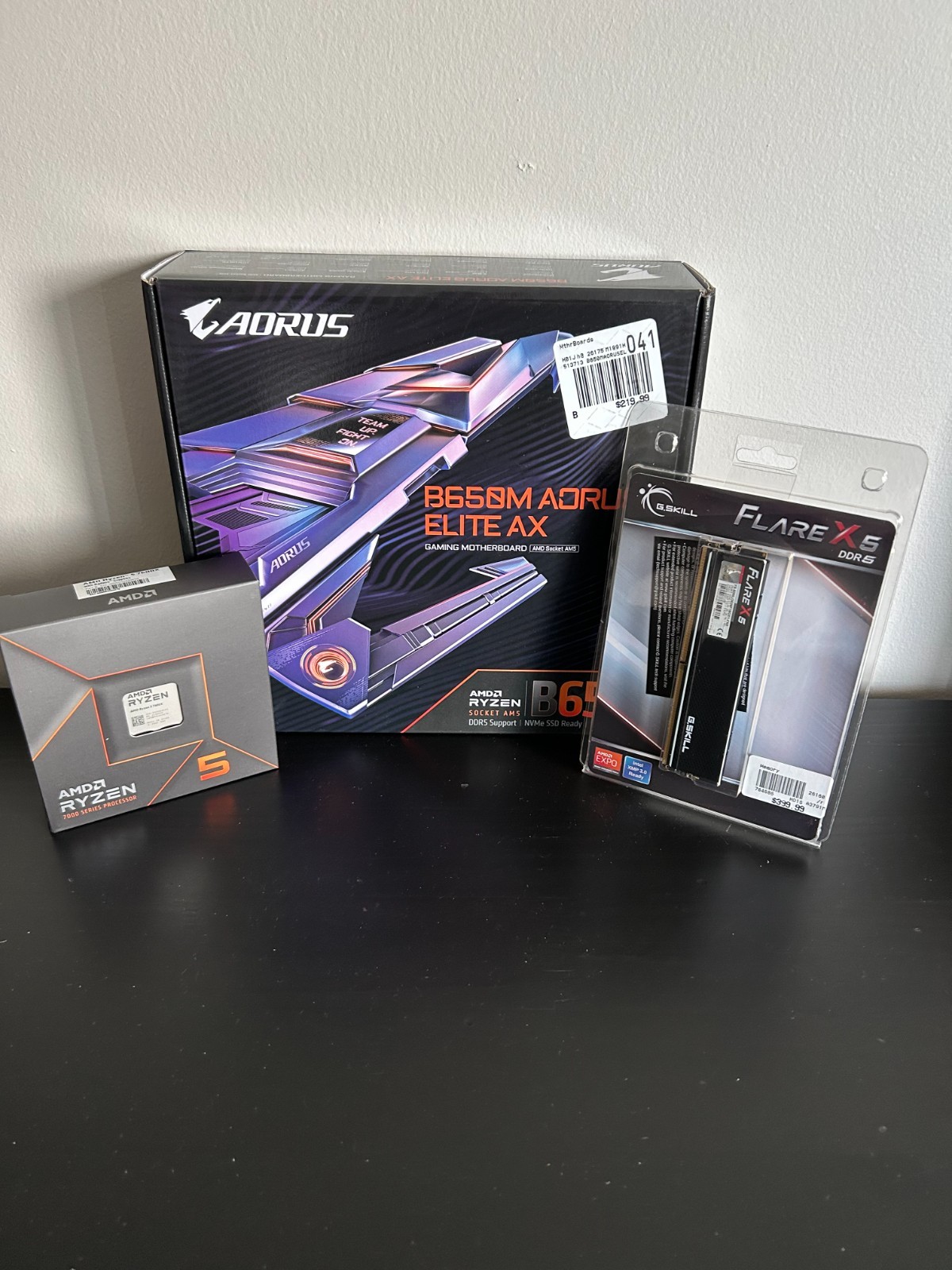 AMD Ryzen 7600x Gigabyte B650M AORUS Elite AX GSkill 16GB DDR5 Bundle
