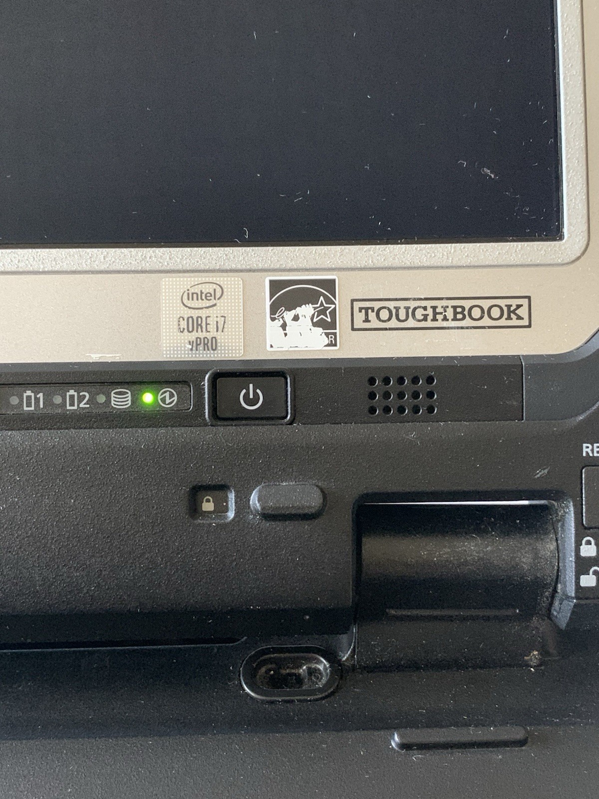 Panasonic Toughbook CF-33 i7-10810U 1.10GHz 512GB SSD 32GB Ram 4G GPS Touch Good