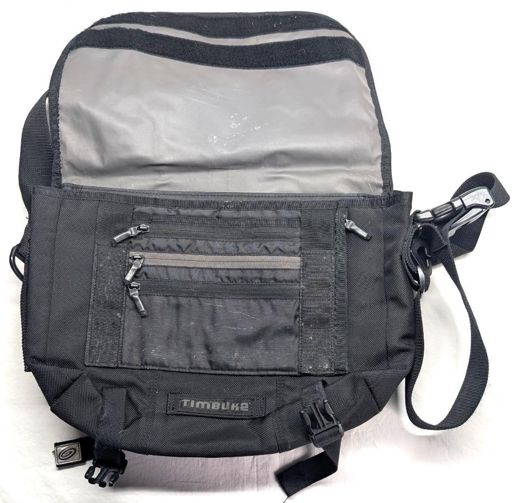 Timbuk2 Classic Messenger Bag – Medium – Black Ballistic Nylon Commuter Laptop