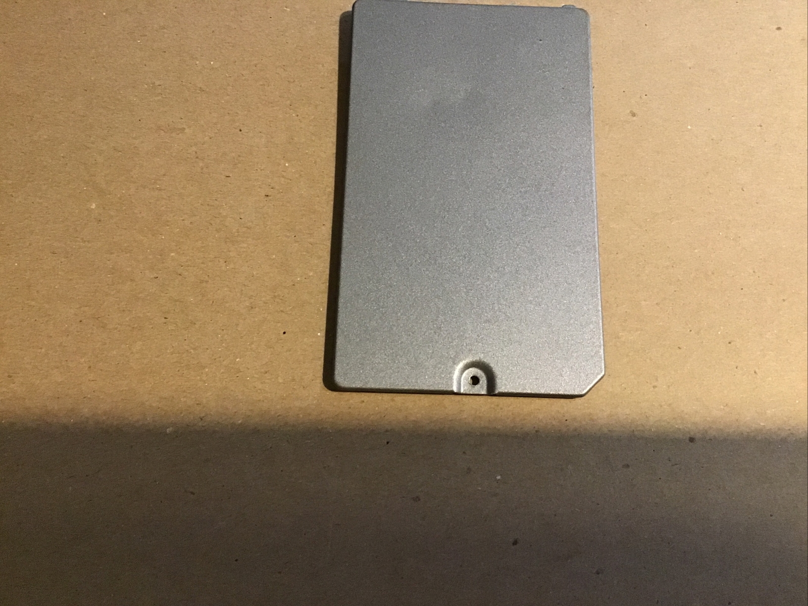 AMDQ003G00L Dell, Inc Dell Latitude D800 Modem Cover 8500 8600 M60