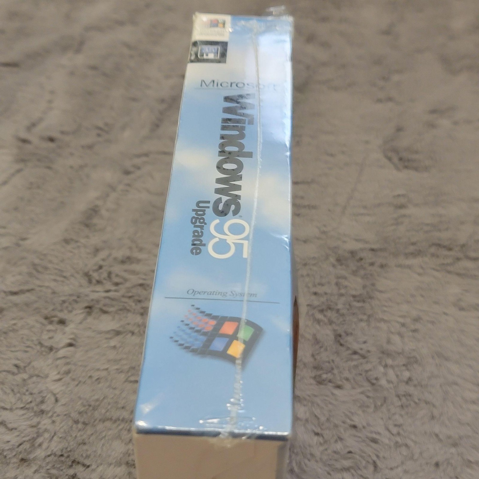 Vintage 1996 Microsoft Windows 95 Upgrade Sealed 3.5 Floppy Disc Set Retail Box