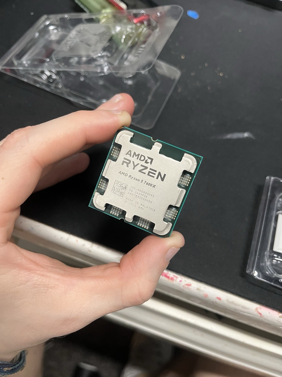 AMD Ryzen 5 7600X 6-Core 4.7 GHz Socket AM5 Processor 100-000000593