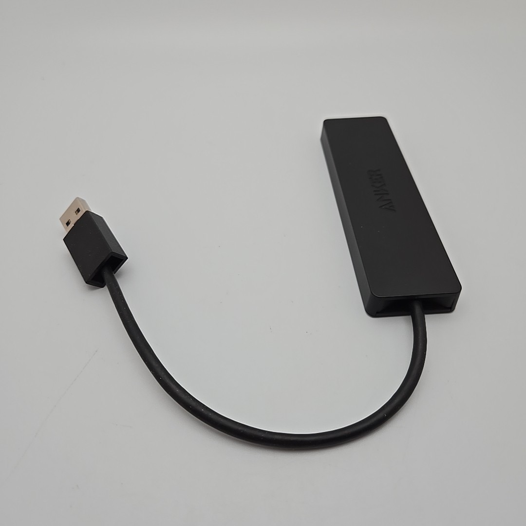 Ultra Slim 4-Port USB 3.0 Data Hub Anker Lightweight Compact New Open Box A7516