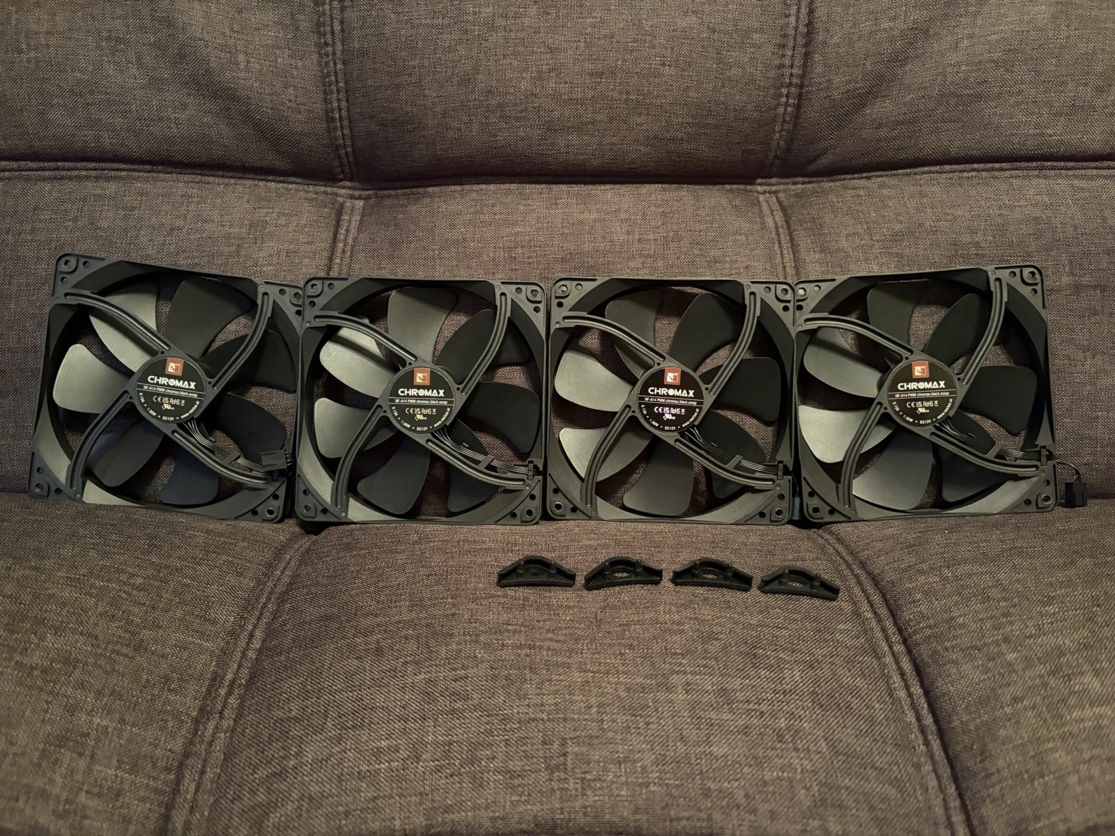 Noctua NF-A14 PWM Chromax.Black 140mm Hardly Used 10/10 w/ Black Inserts