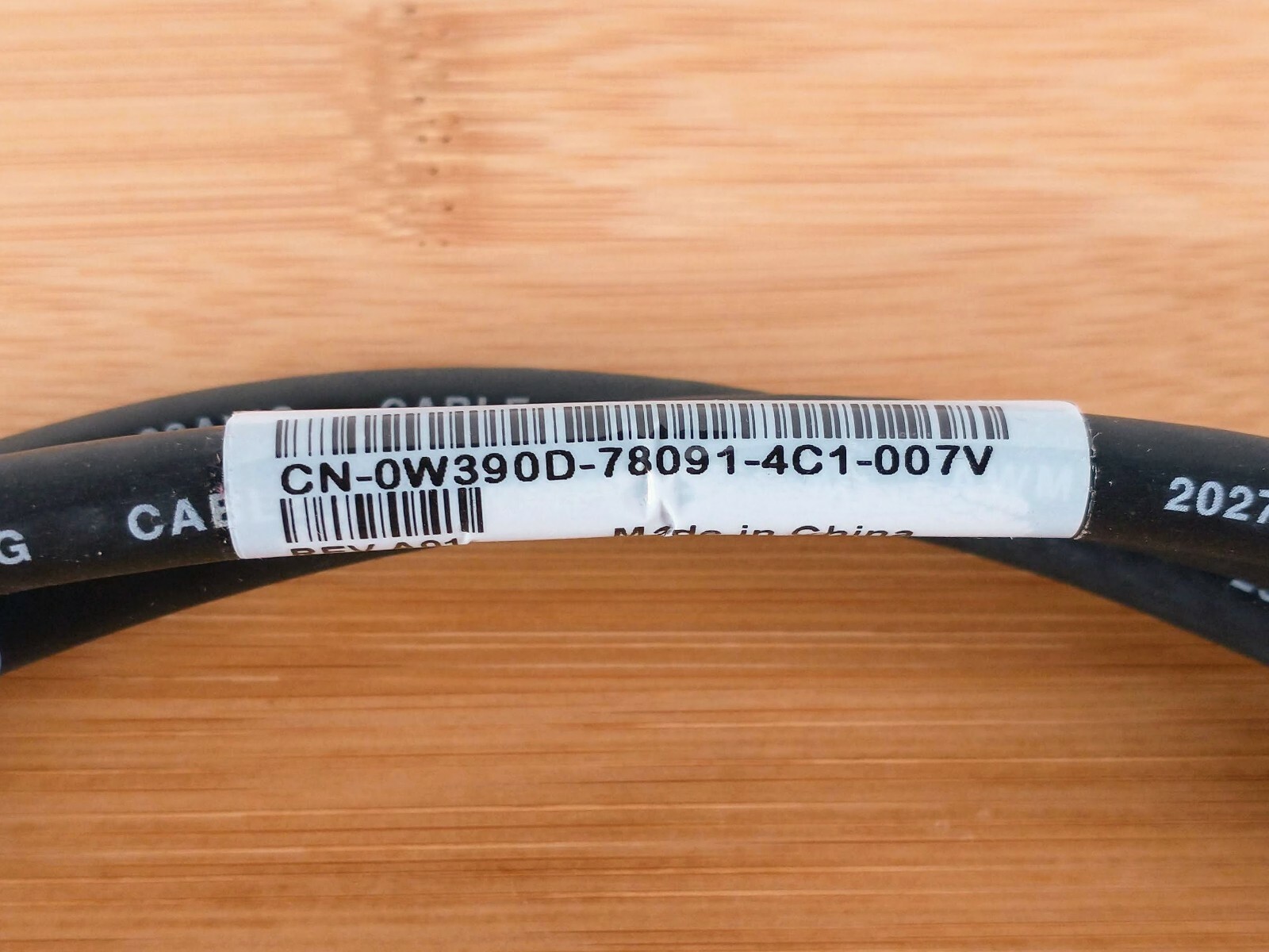 Dell W390D 2m 6ft External SAS SFF-8088 to SFF-8088 Cable for DAS JBOD enclosure