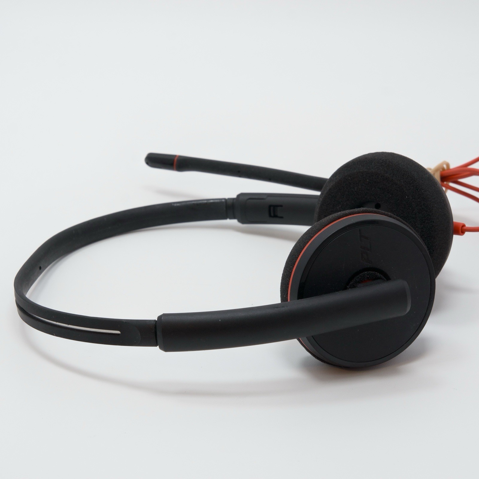 Plantronics BLACKWIRE C3220 USB-C Over-the-Ear Headset – Black – 3220 Open Box