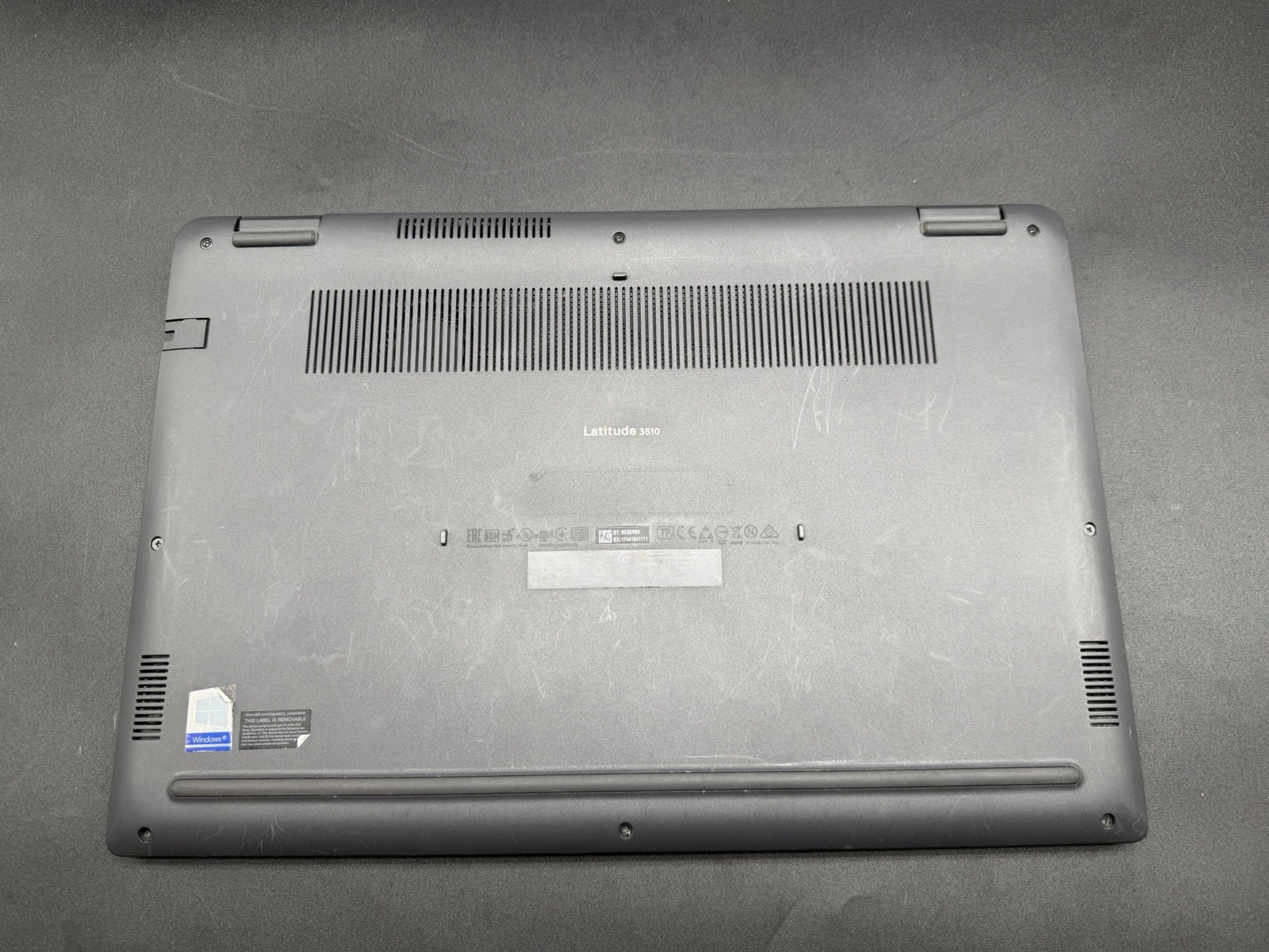 Dell Latitude 3510 15.6″ Intel Core i5-10210U 1.60GHz 16GB RAM 256GB SSD W11P
