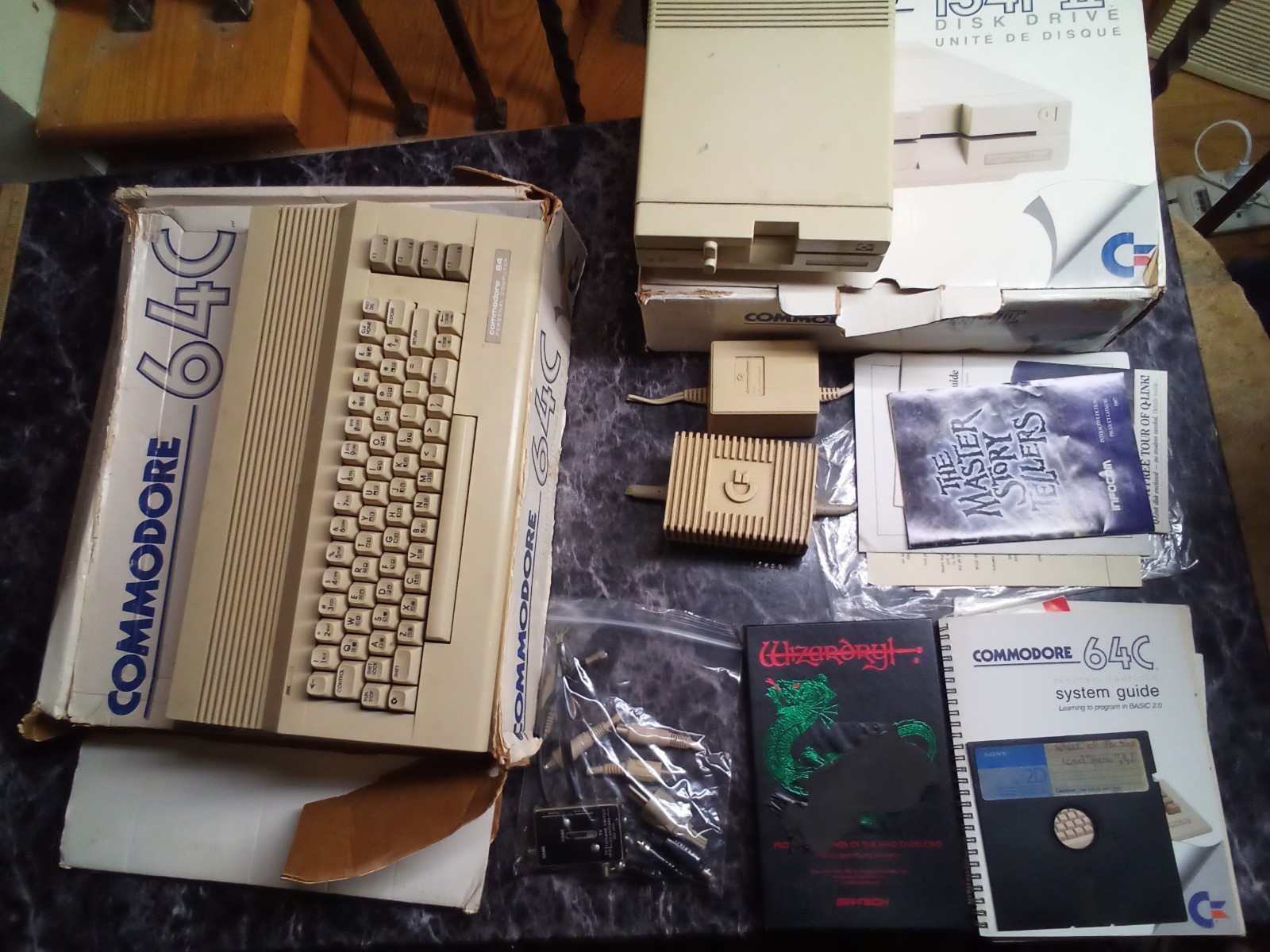 Commodore 64 Parts Lot (See pics & description for details)