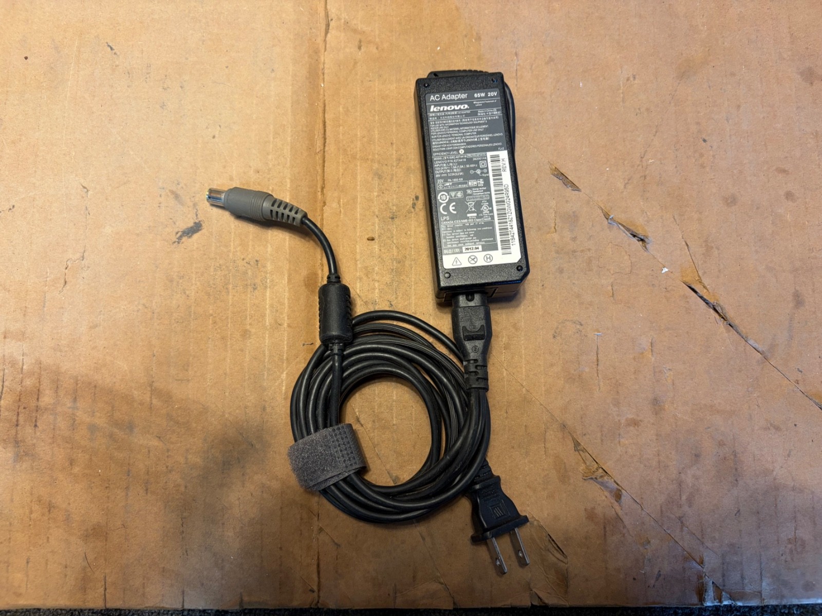 Lot of 11 Genuine Lenovo 65W 20V 3.25A AC Adapter w/ PWR Cords Large Round Plug