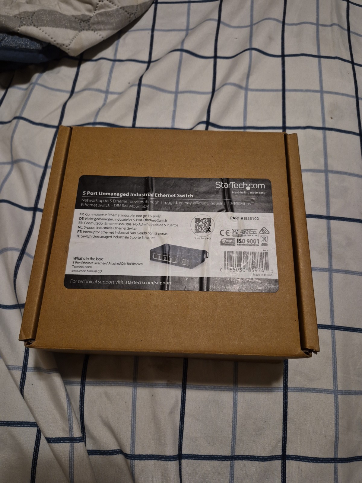StarTech IES5102 5 Port Unmanaged Industrial Ethernet Switch DIN Rail Mountable