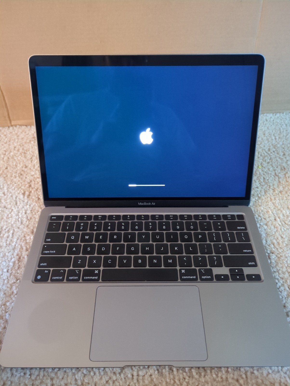🍎 Apple MacBook Air M1 2020 A2337 16GB RAM 256GB SSD macOS Tahoe + Charger