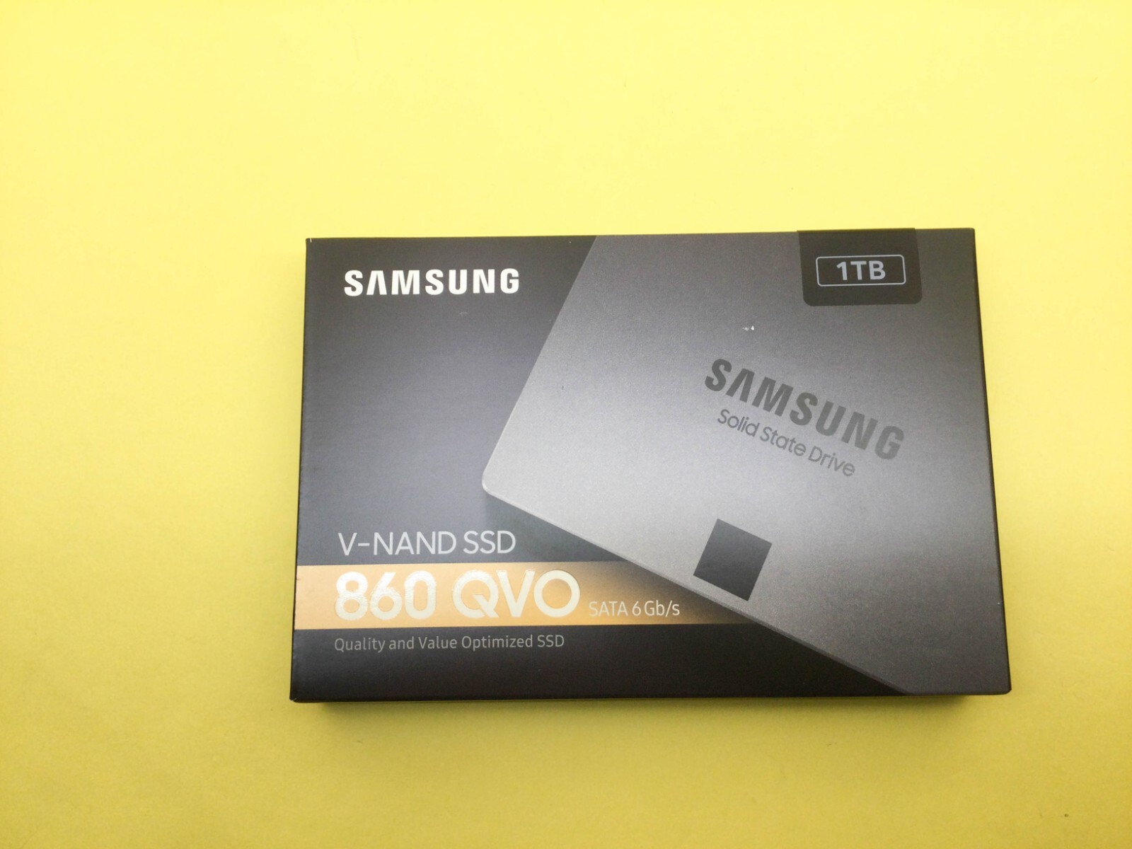 Samsung 860 QVO 1TB SATA III 2.5″ Internal SSD MZ-76Q1T0B/AM New