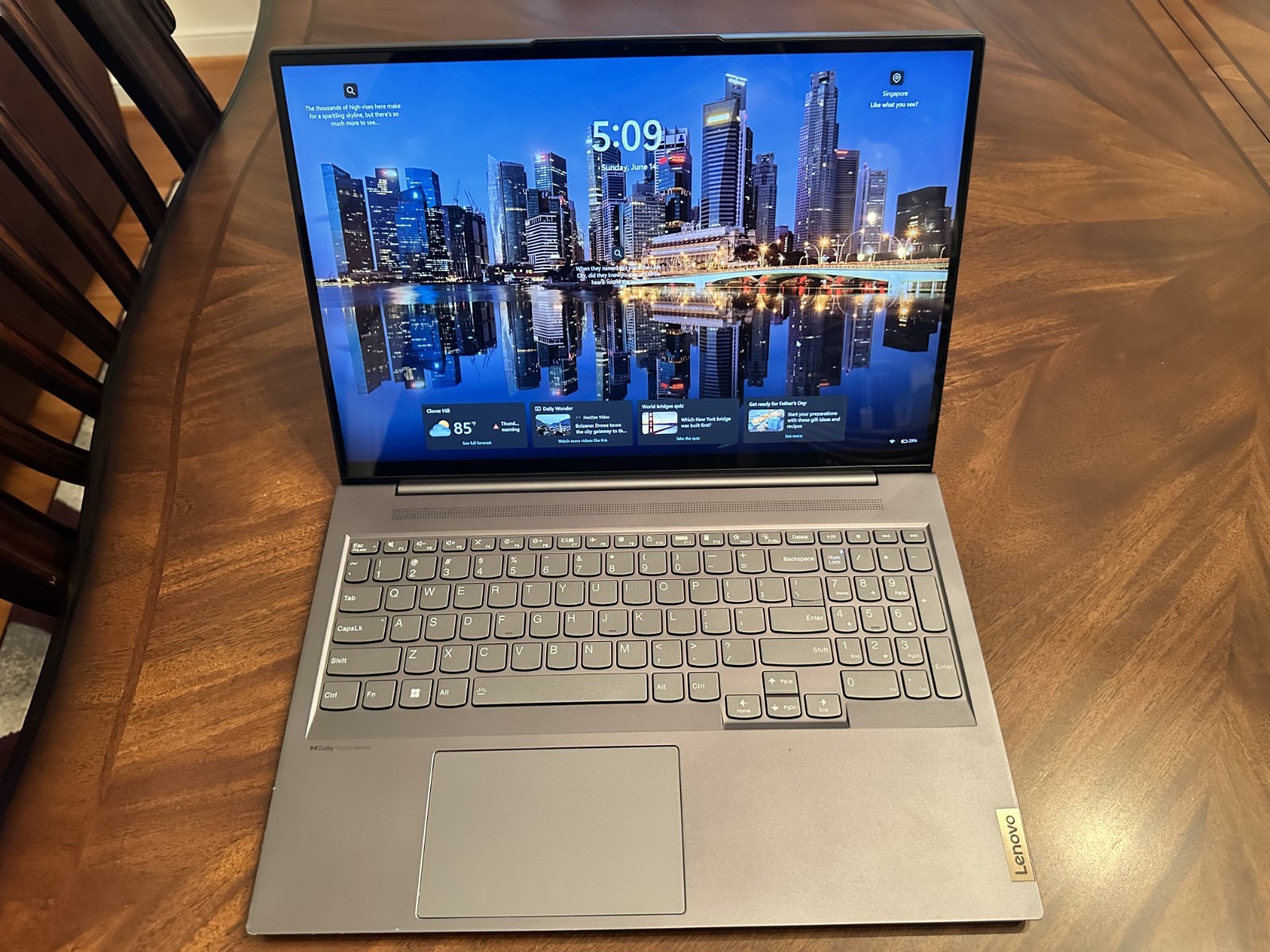 32 GB RAM Lenovo Slim 7 16 in 12th Gen Intel Core i7-12700H 2.3 Ghz 14 Core