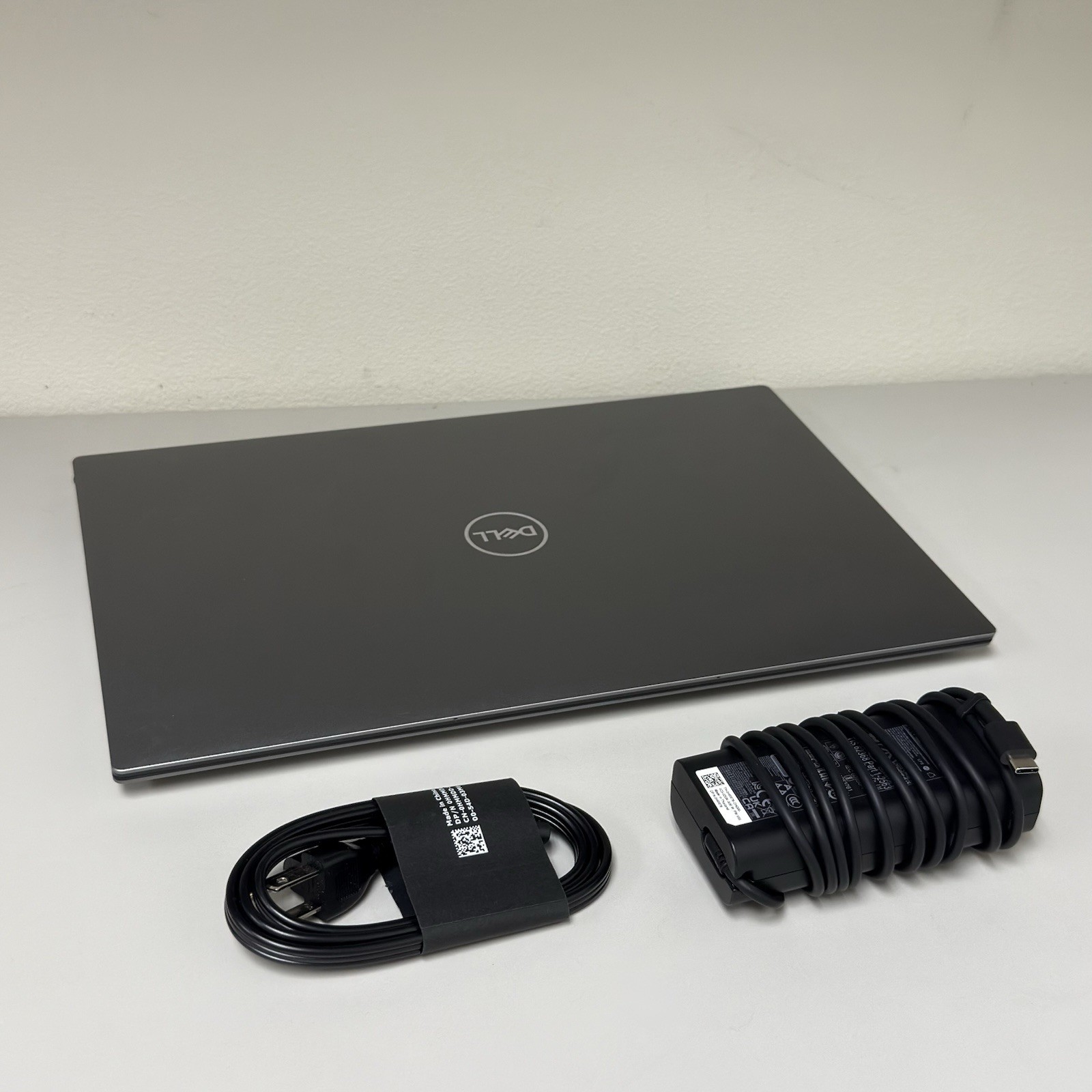 Dell Precision 5570 i7 512GB 32GB RTX A1000 15.6” FHD+