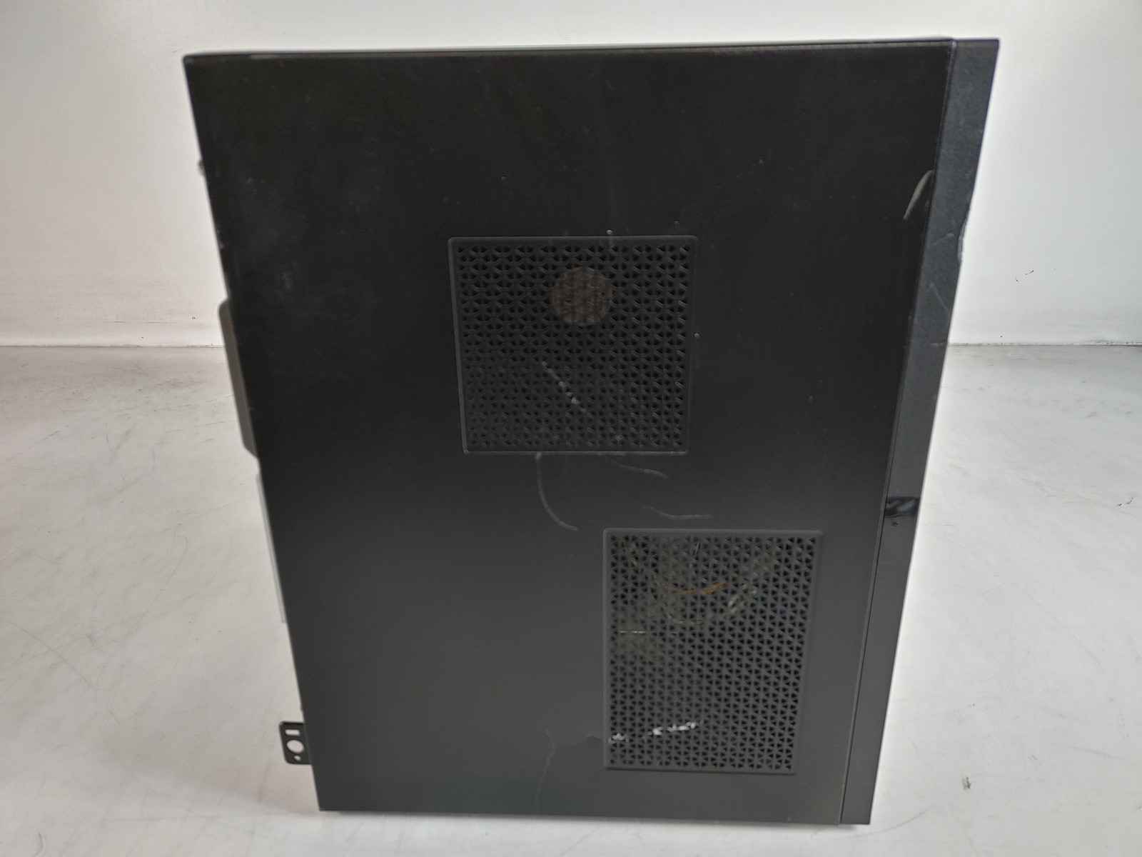 Dell Vostro 3671 Core i5-9400 2.90 GHz 8 GB DDR4 256 GB NVMe Windows 11 Pro