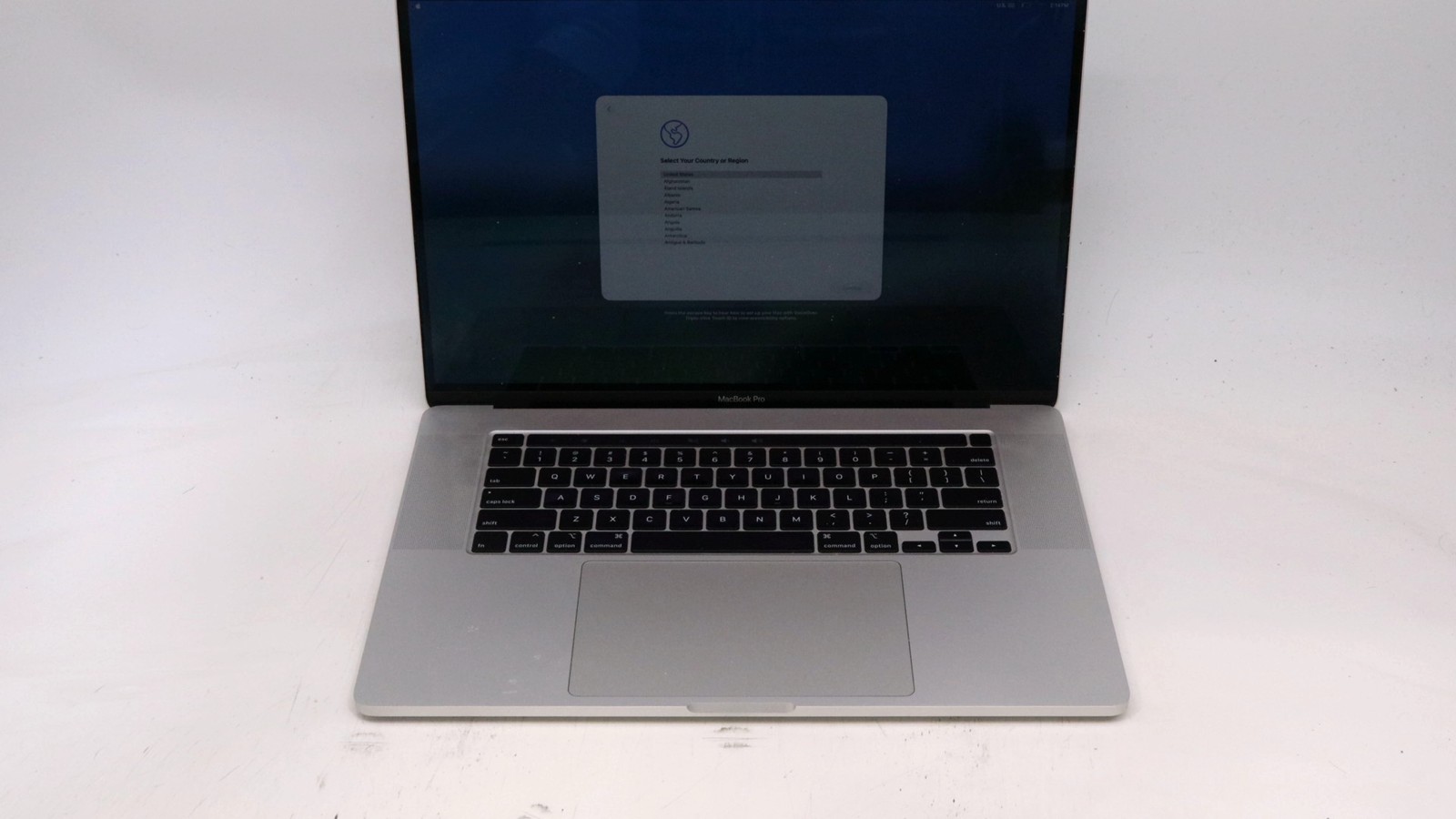 Apple Macbook Pro 16″ i9-9980HK 32GB 512GB – Very Good