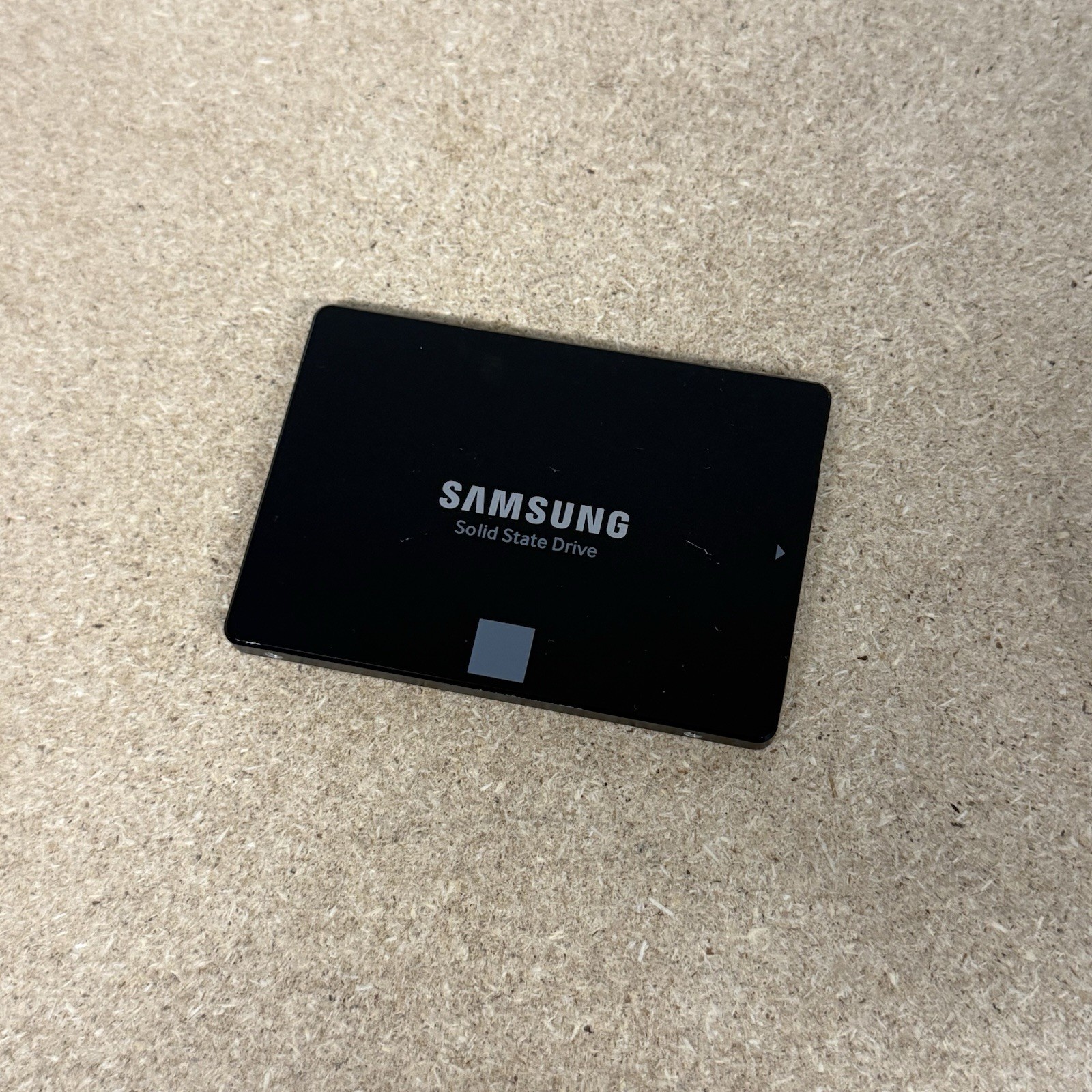 SAMSUNG 850 EVO 120GB SATA Internal Solid State Drive