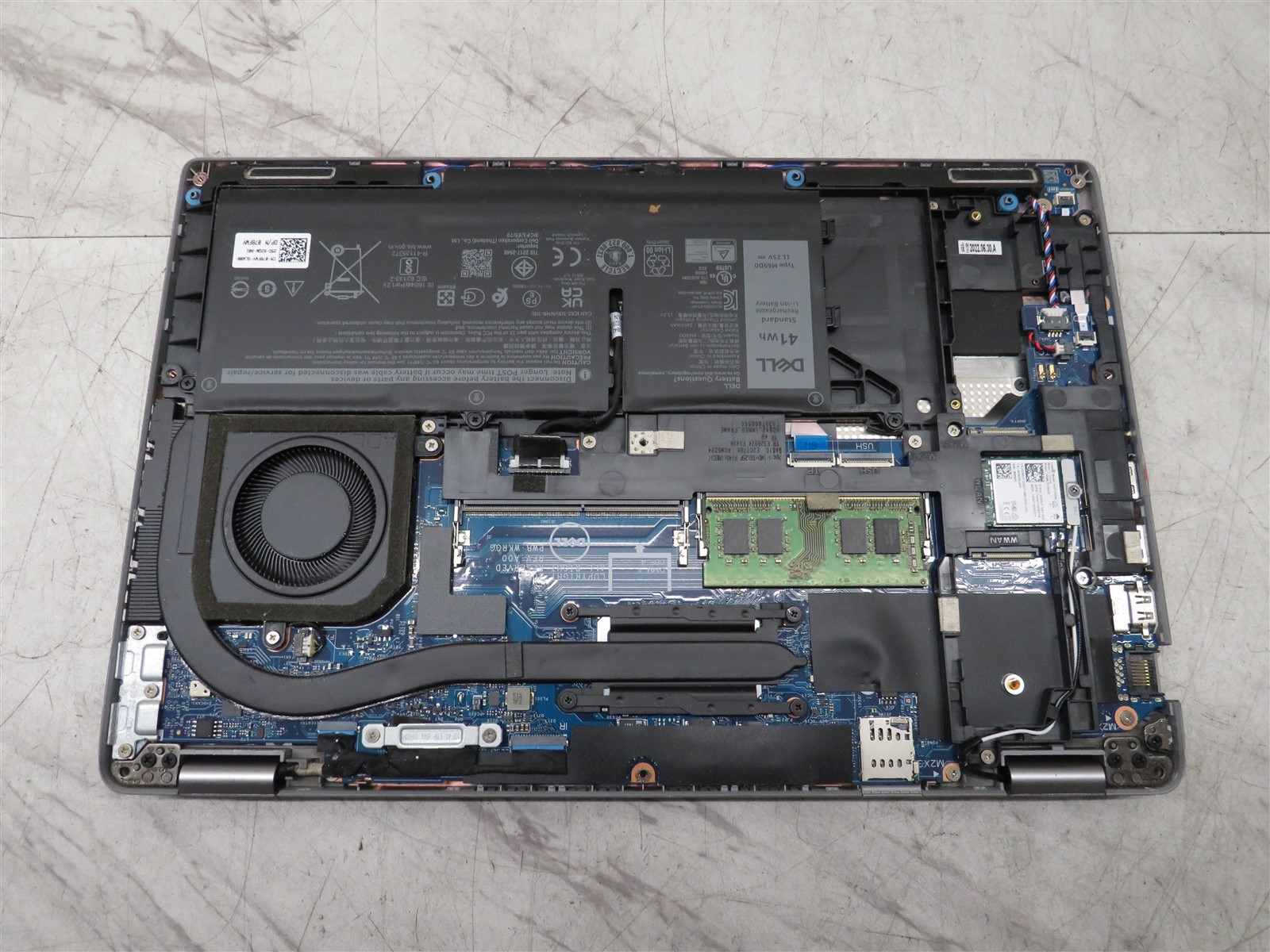 Dell Latitude 5430 Laptop Intel i5-1245U@4.4GHz 8GB RAM – AC #12