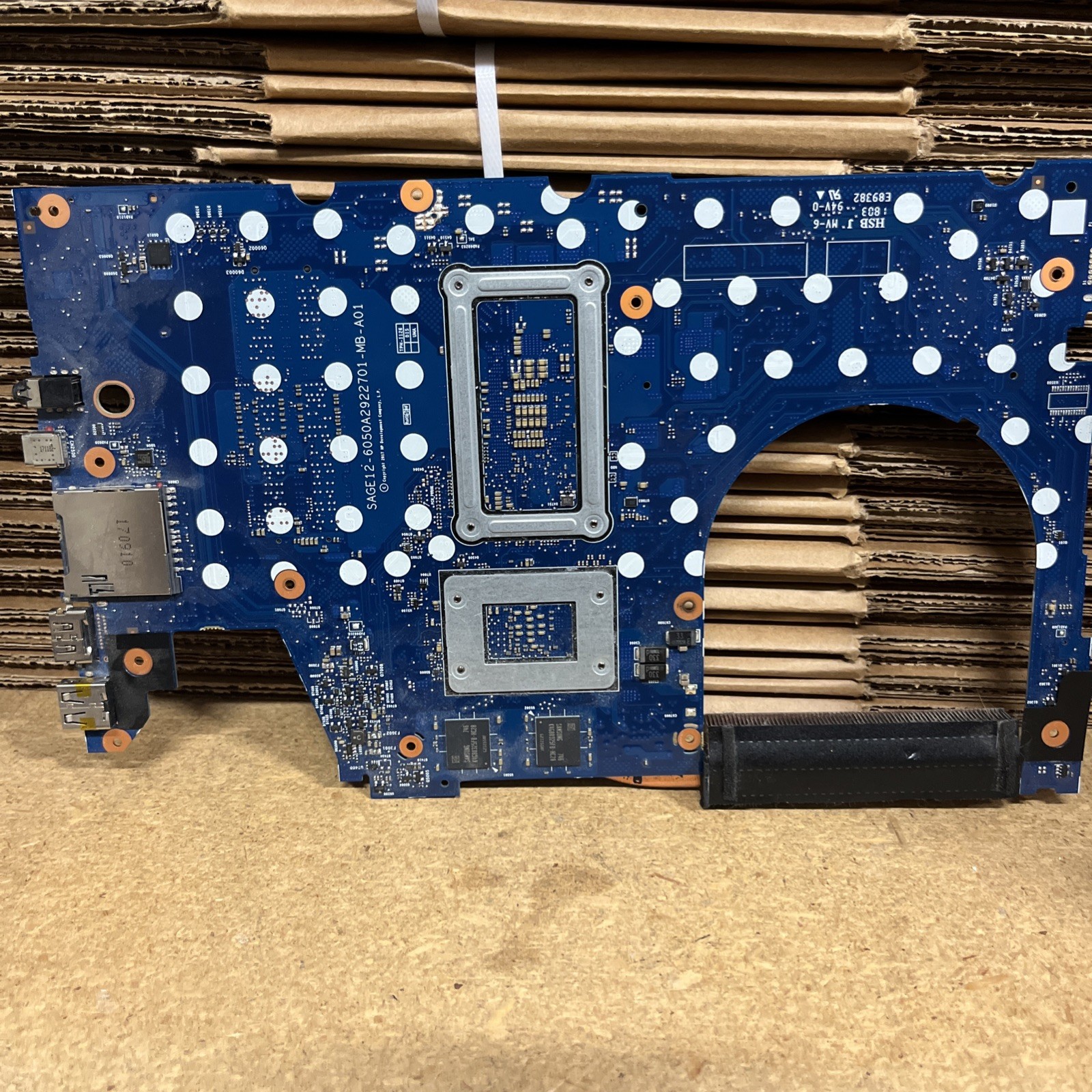 HP Laptop Motherboard 924006-601 | Intel Core i7-8550U 1.80 GHZ