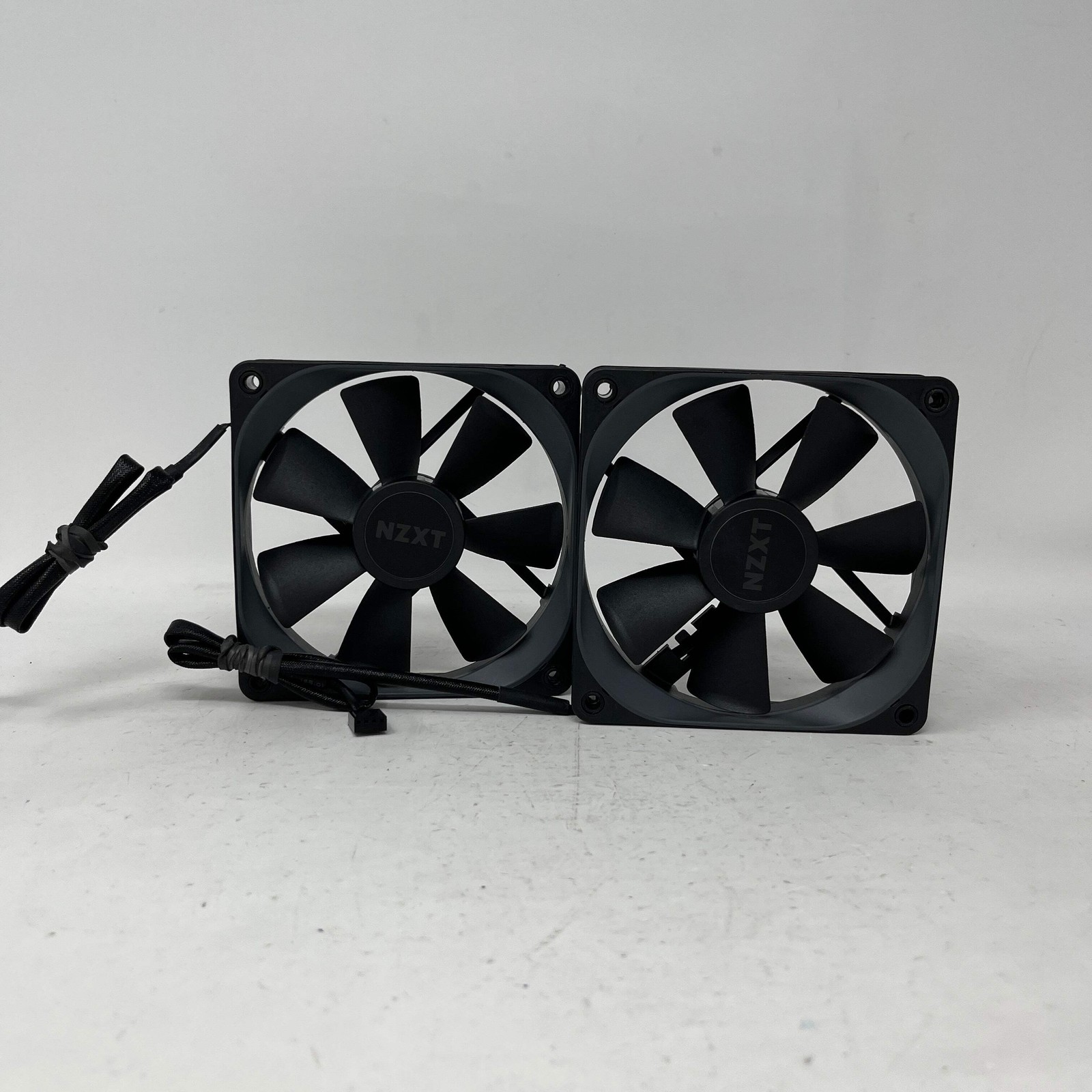 NZXT Fluid Dynamic Bearing 120mm Case / Radiator Cooling Fan RF-AP120-FP