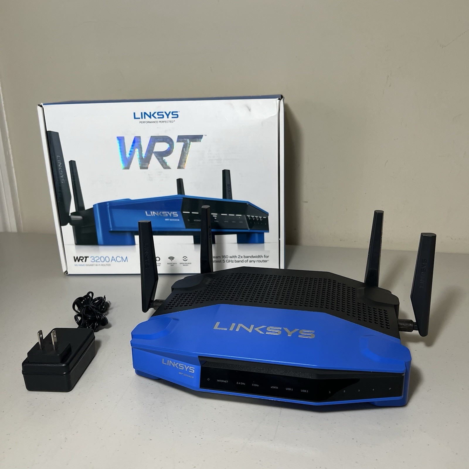 Linksys WRT3200ACM Wi-Fi Router Dual-Band MU-MIMO Gigabit Open-Source Ready