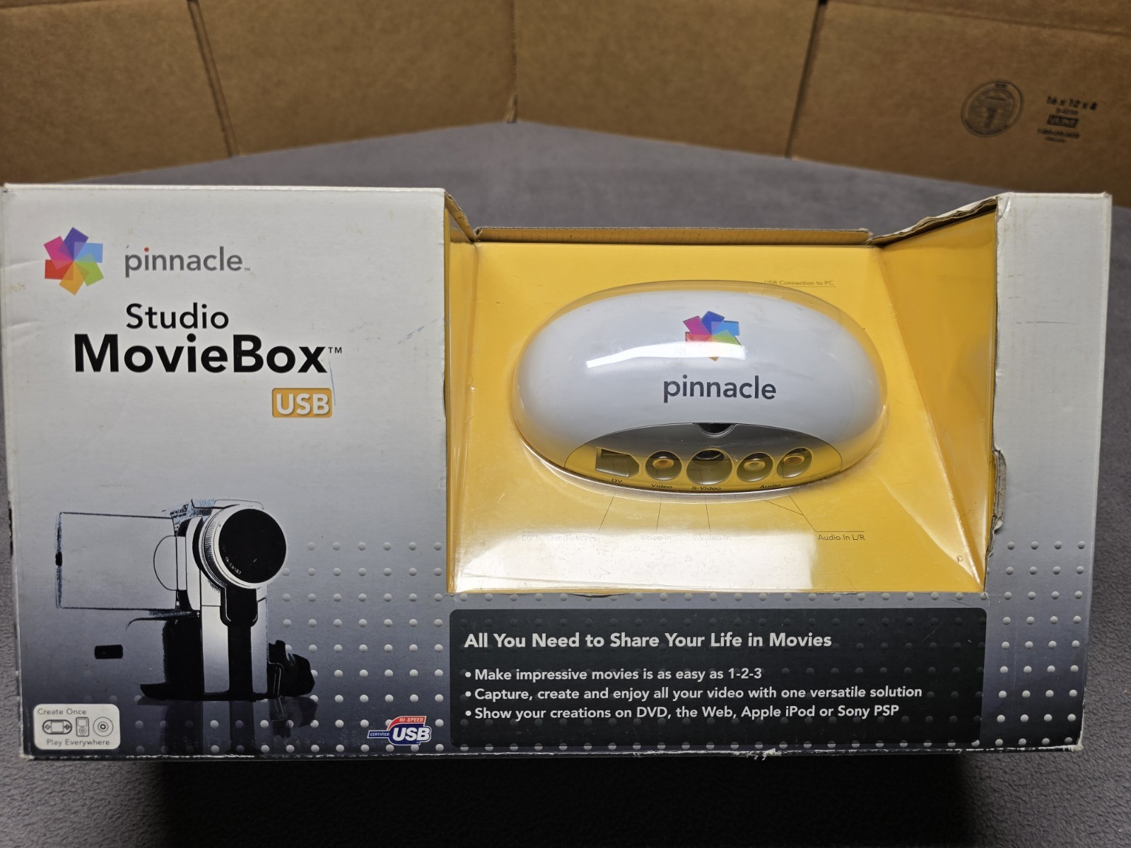 Pinnacle Studio MovieBox Video A/V Input Adapter to USB