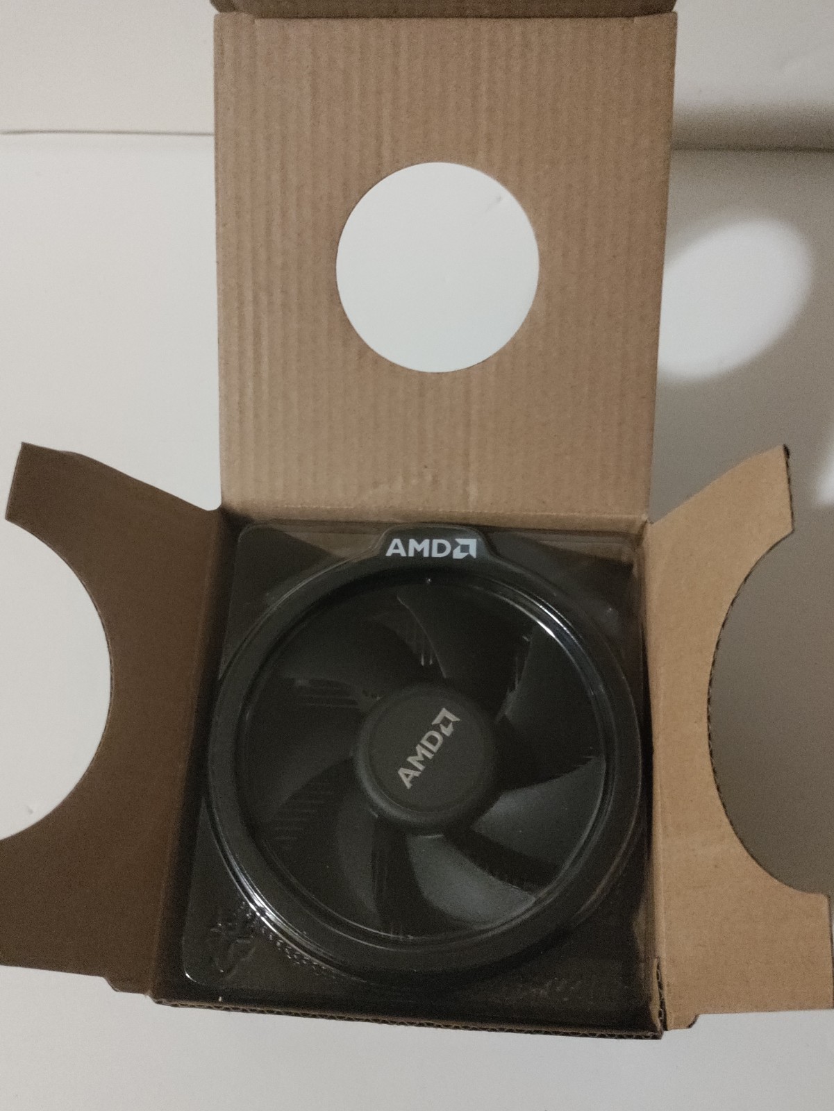 AMD Ryzen 5 5500 6-Core, 12-Thread Processor with Wraith & MX-4 Thermal Compound