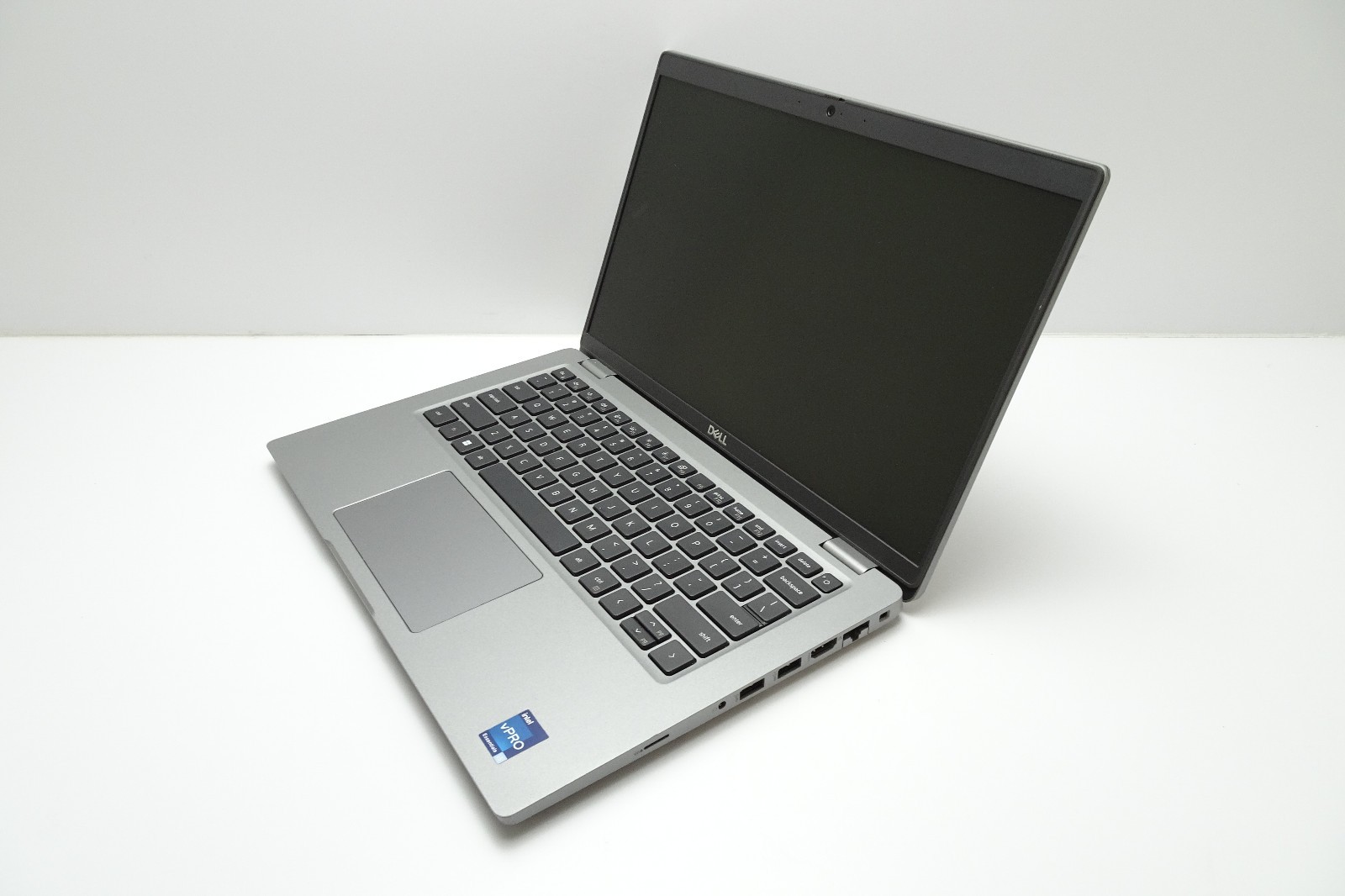 Dell Latitude 5430 Laptop | i5-1235U | 16GB RAM | 250GB NVMe | LINUX | READ