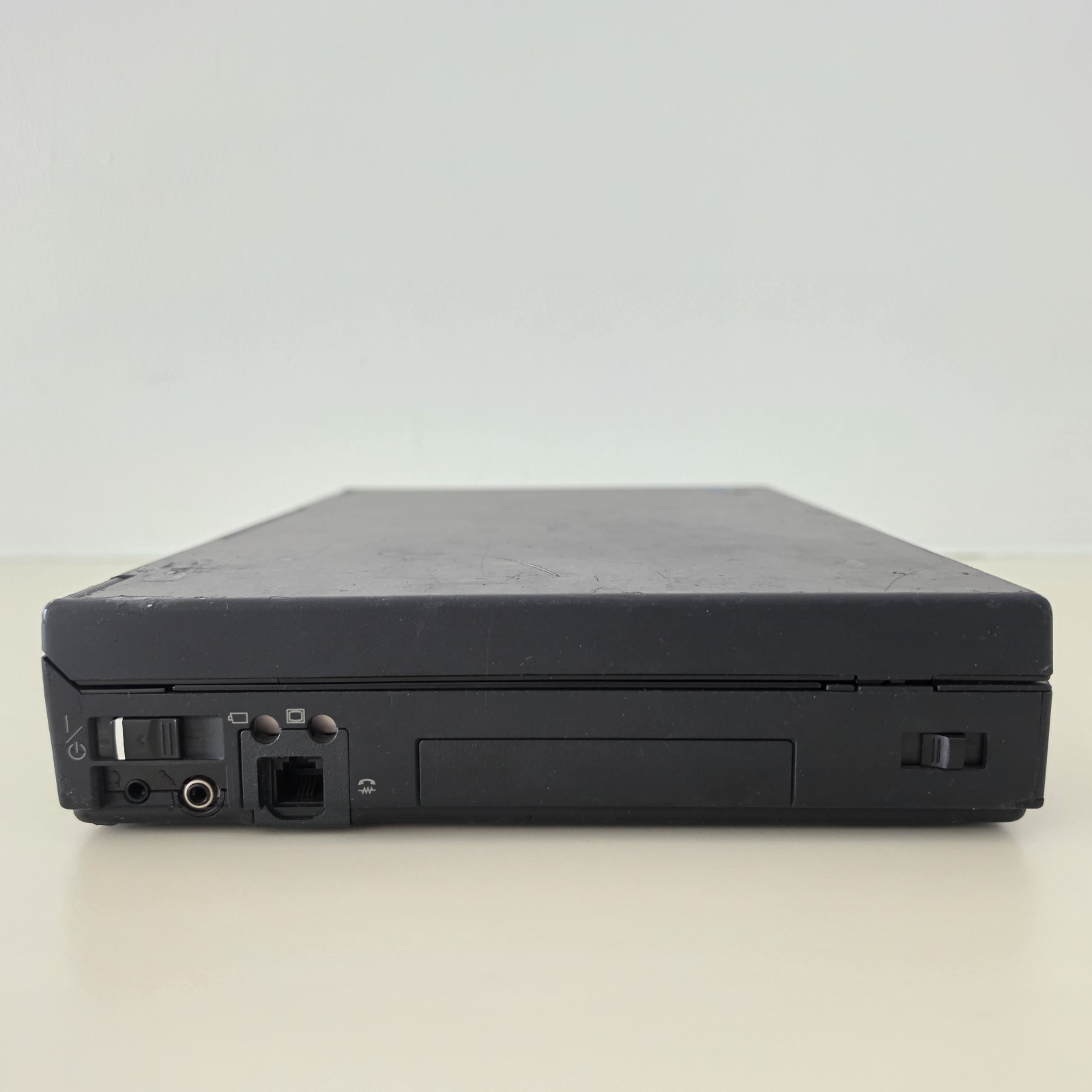 RARE Vintage 12.1″ IBM ThinkPad 760E Laptop – Intel Pentium 72MB RAM 1.33GB HDD