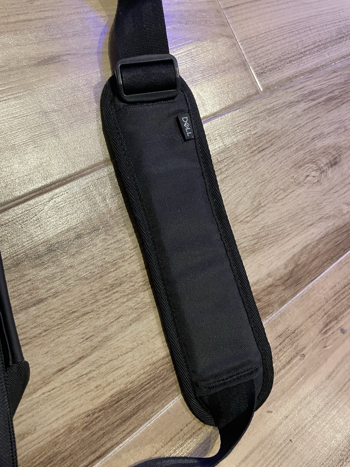 Dell Black 15in Shoulder/Messenger Laptop Bag Polyester Padded Adjustable Strap