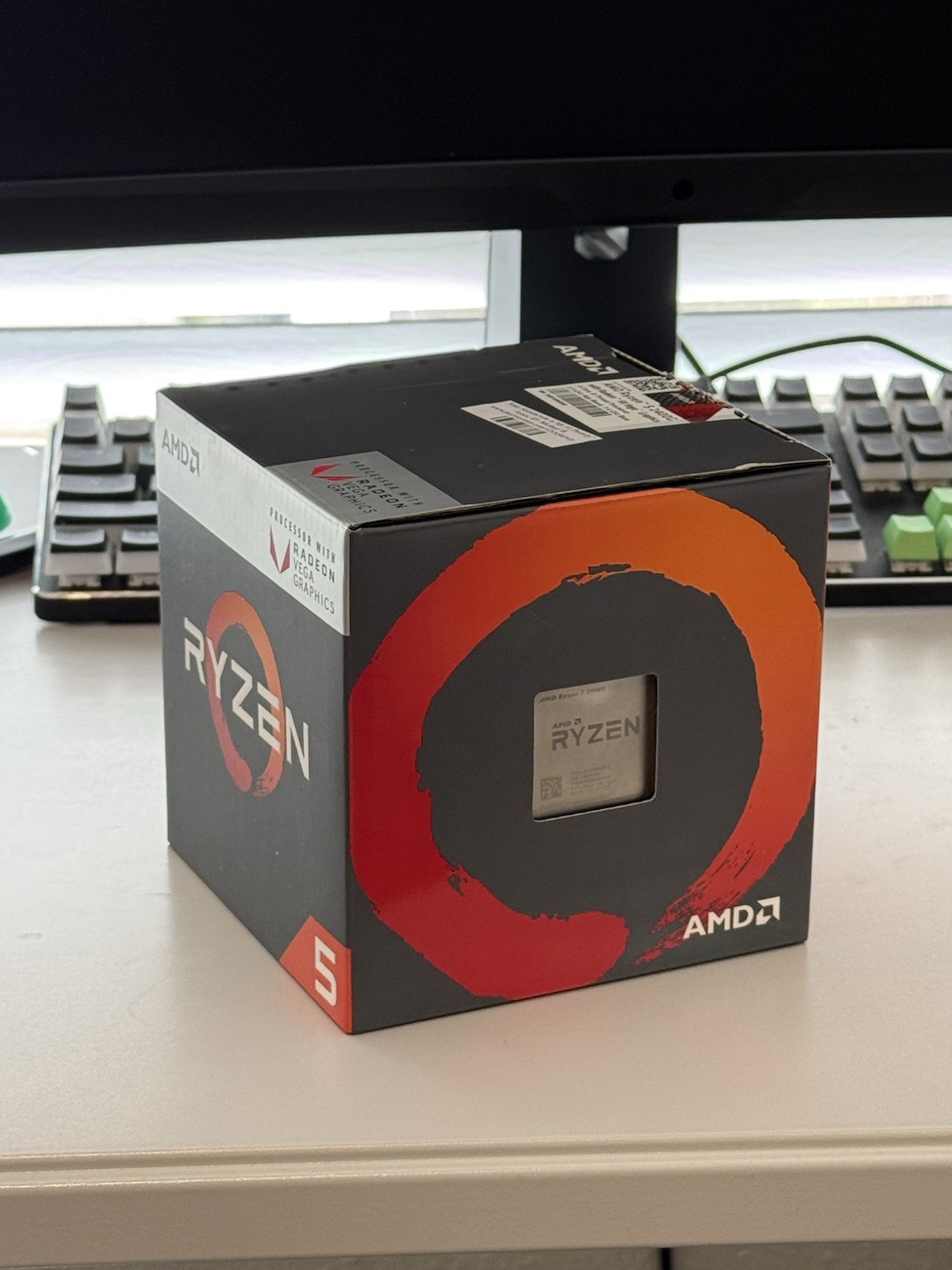 AMD Ryzen 5 2400G 3.6GHz Quad-Core AM4 CPU with Wraith Stealth Cooler