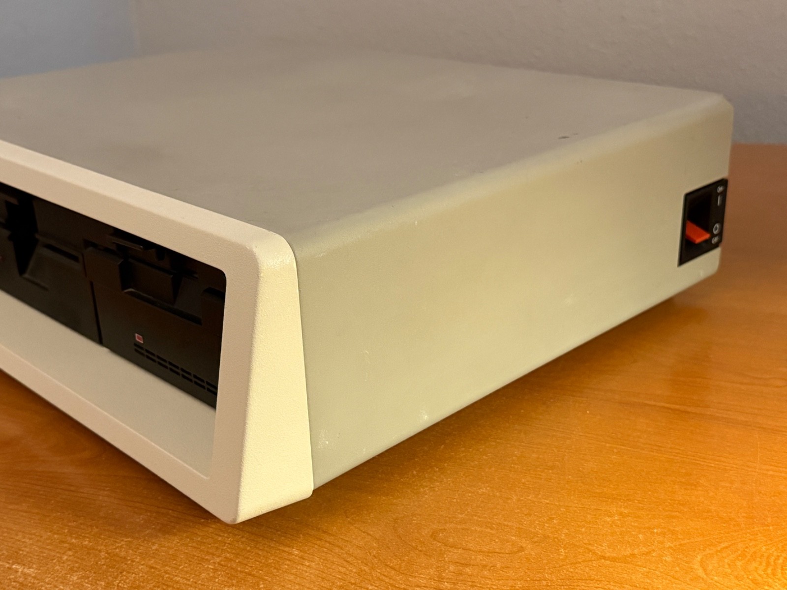 Vintage IBM 5150 Computer – 640KB – 20MB HDD – Excellent Working!