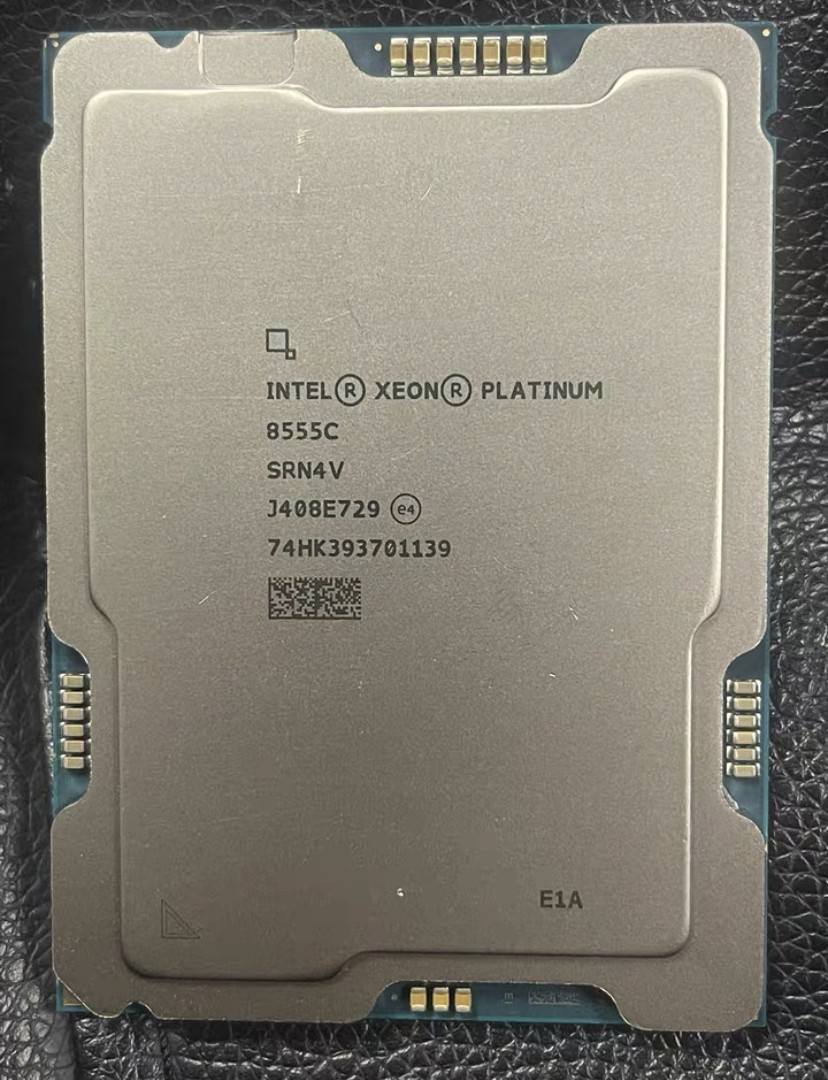 Intel Xeon Platinum 8555C LGA4677 2.10 UP TO 4.0GHZ 52 cores,104 threads