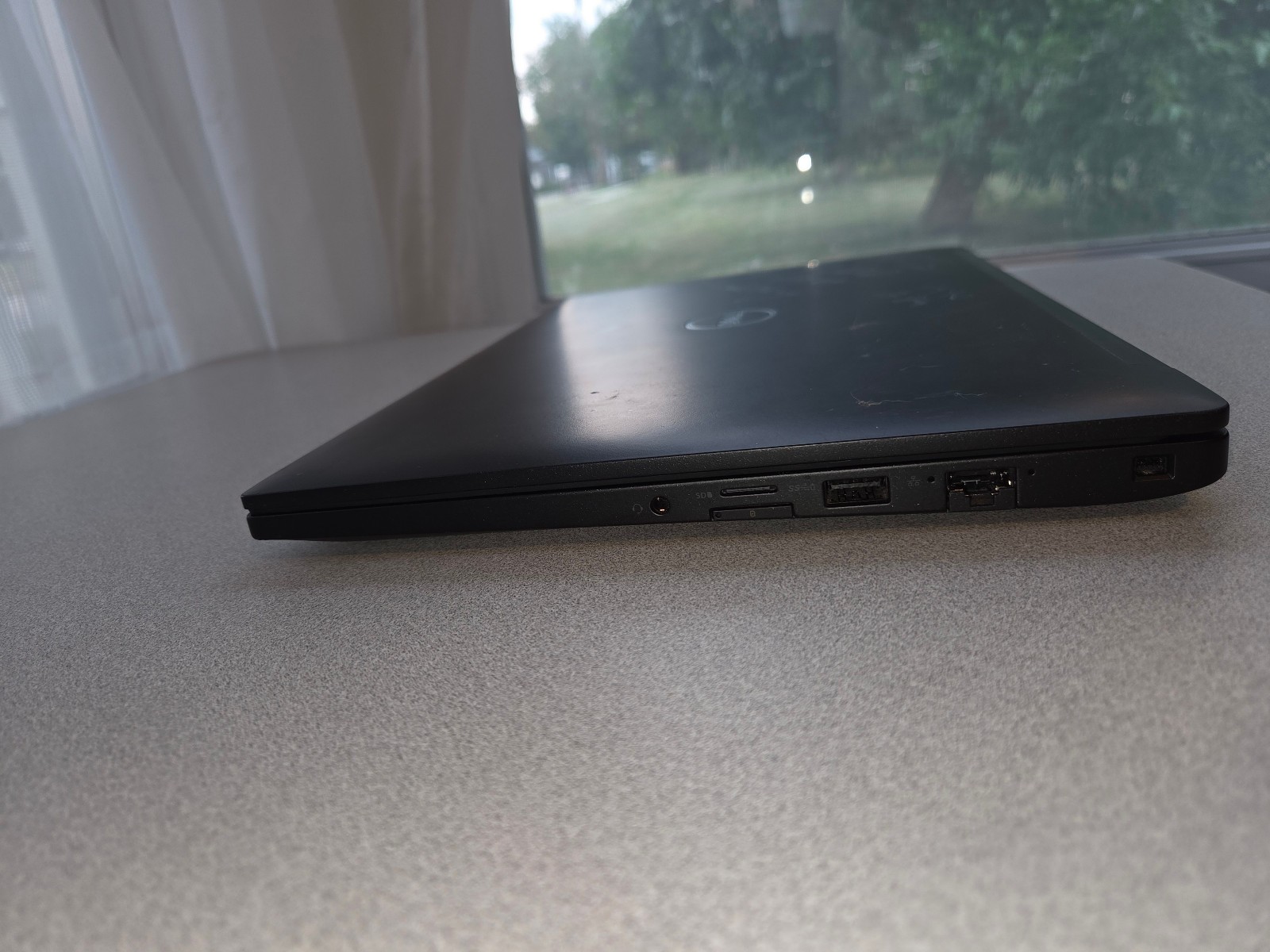 Dell Latitude 7490 14″ Laptop Intel Core I7-8650U @1.90GHz NO RAM/SSD/BAT AS-IS