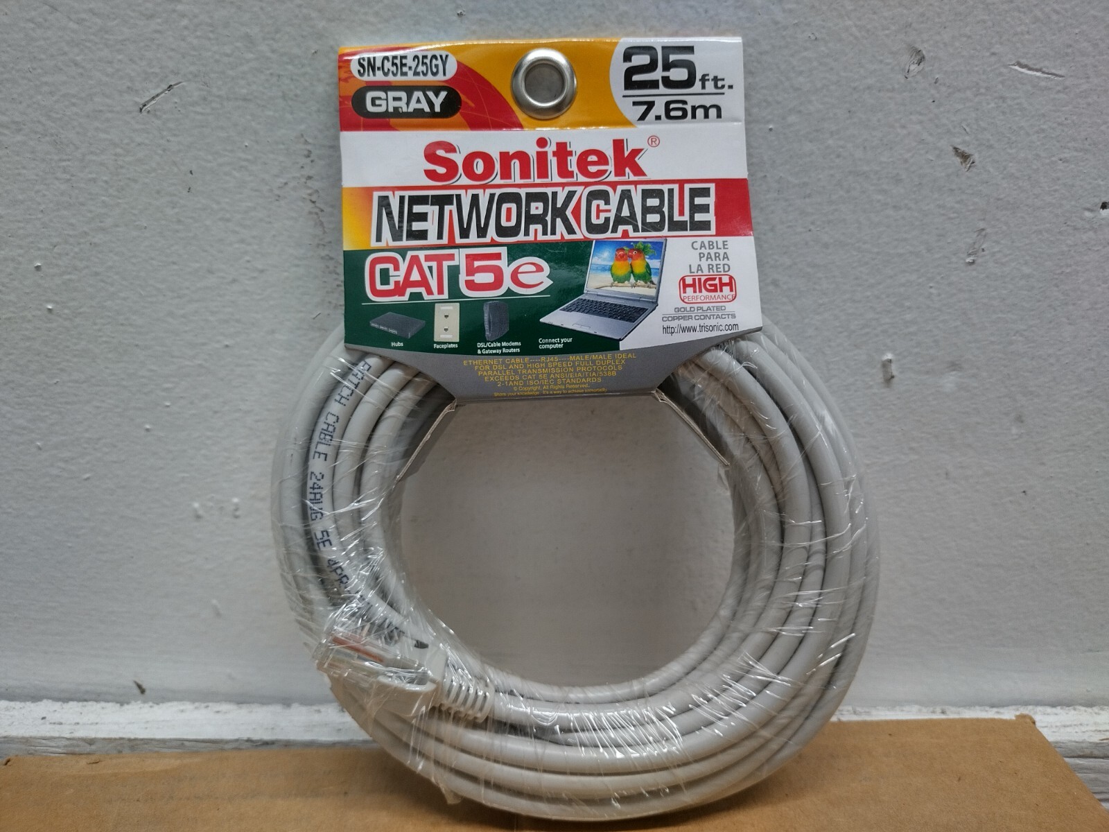 Sonitek 25 Ft. Gray Gold Plated Copper Contacts CAT-5E Computer Networking Cable