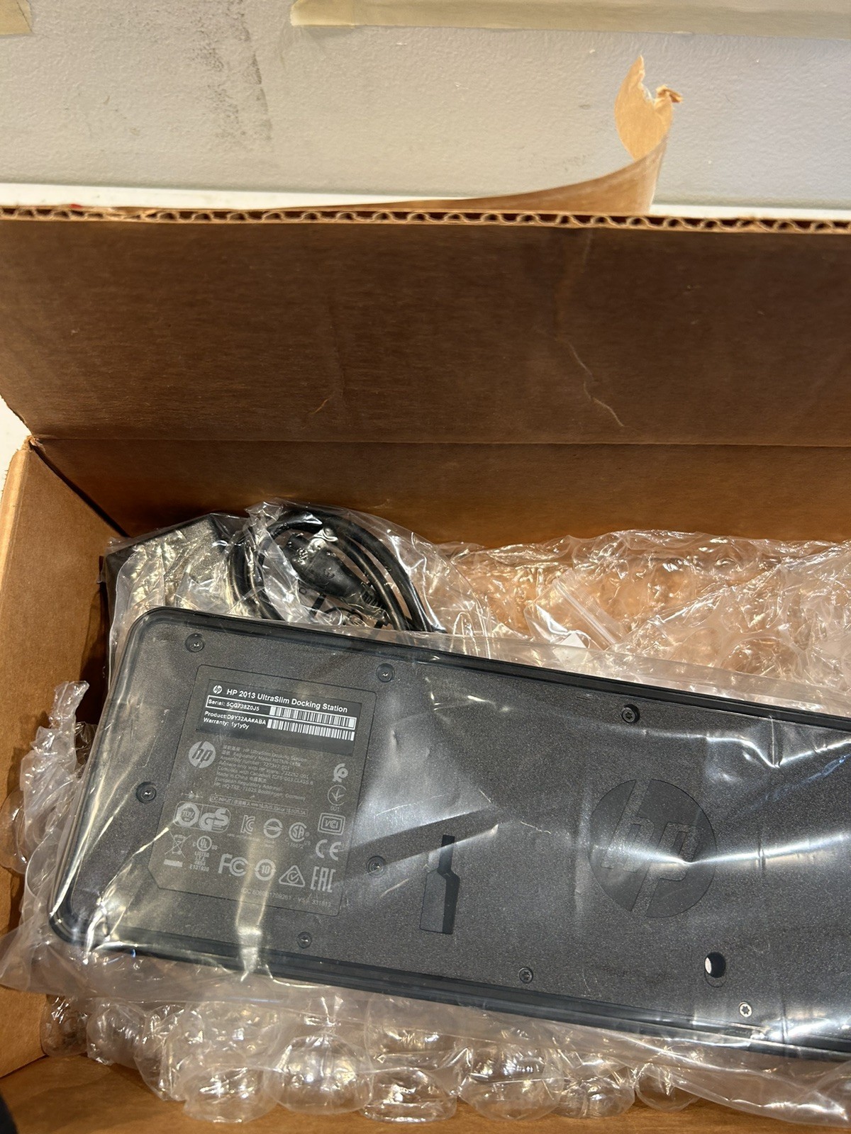 HP 2013 UltraSlim Docking Station (D9Y32AA#ABA) HP Docking Station