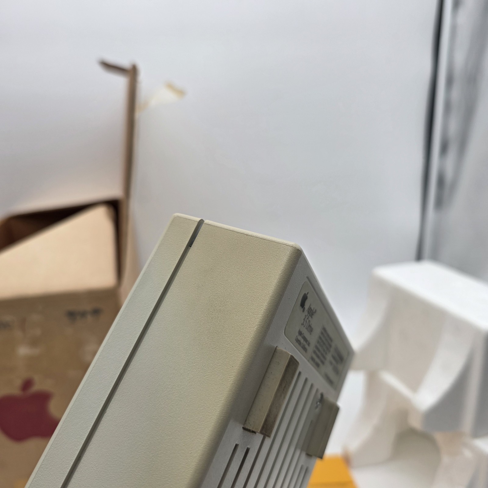 Apple 3.5 Drive External 3½” Floppy Drive A9M0106 DB-19 Beige for Mac Parts