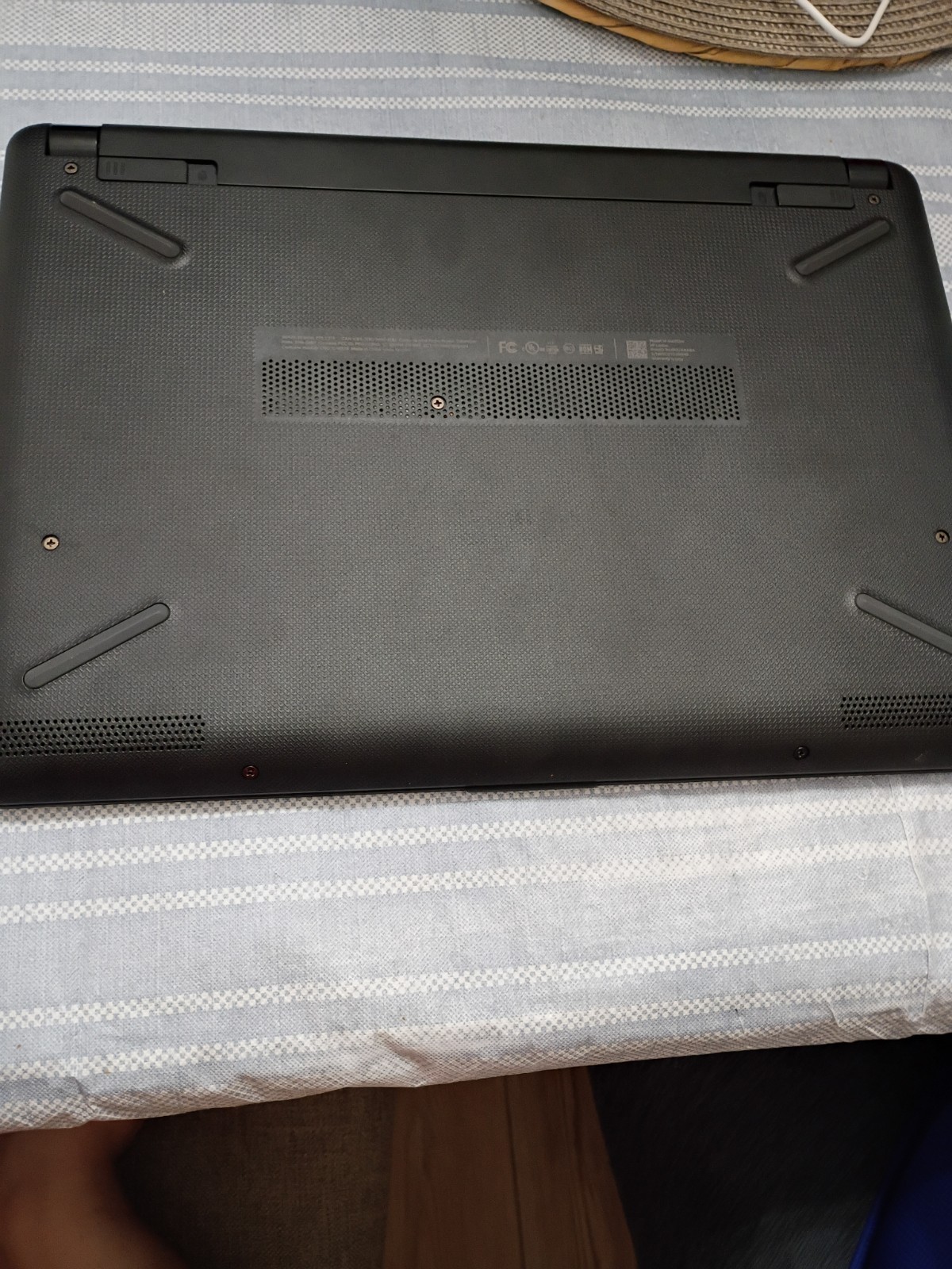 *AS-IS* HP 14-BW066NR Laptop Notebook (AMD E2-9000E, 4GB RAM, 500GB HDD) 34897-2